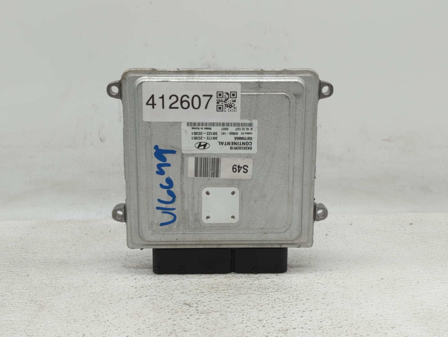 2012-2017 Hyundai Azera PCM Engine Control Computer ECU ECM PCU OEM P/N:39172-3C020 39175-3C000 Fits OEM Used Auto Parts - O