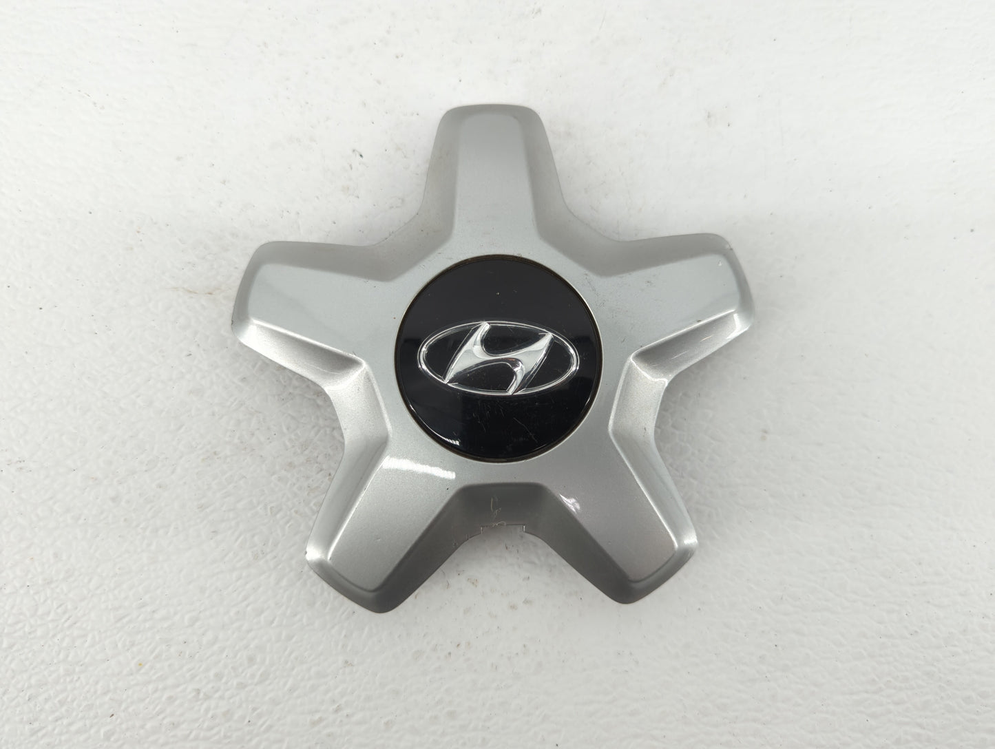 2016 Hyundai Azera Rim Wheel Center Cap 448107 - Oemusedautoparts1.com
