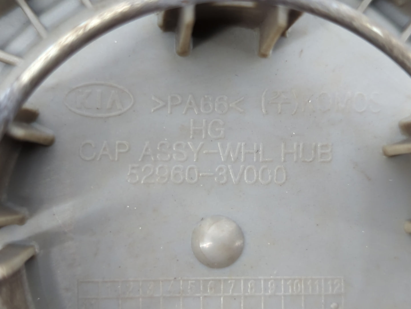 2016 Hyundai Azera Rim Wheel Center Cap 448107 - Oemusedautoparts1.com