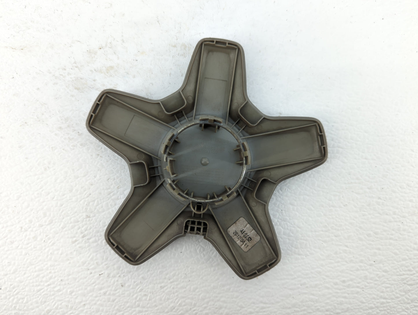 2016 Hyundai Azera Rim Wheel Center Cap 448107 - Oemusedautoparts1.com