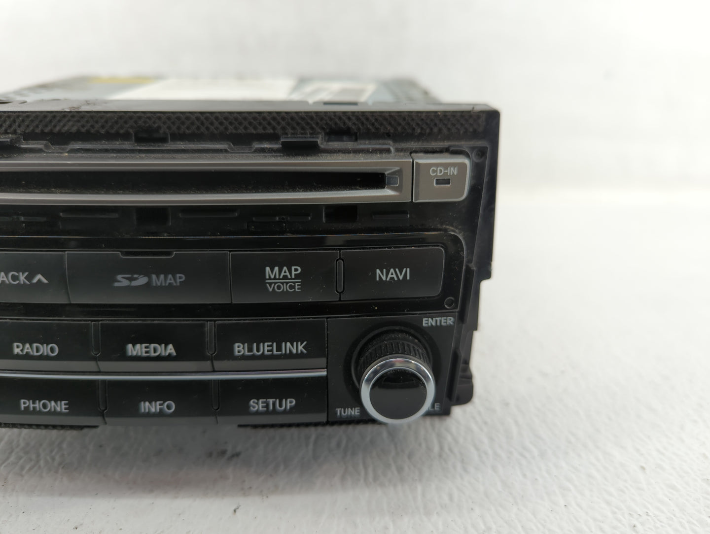 2015-2017 Hyundai Azera Am Fm Cd Player Radio Receiver - Oemusedautoparts1.com