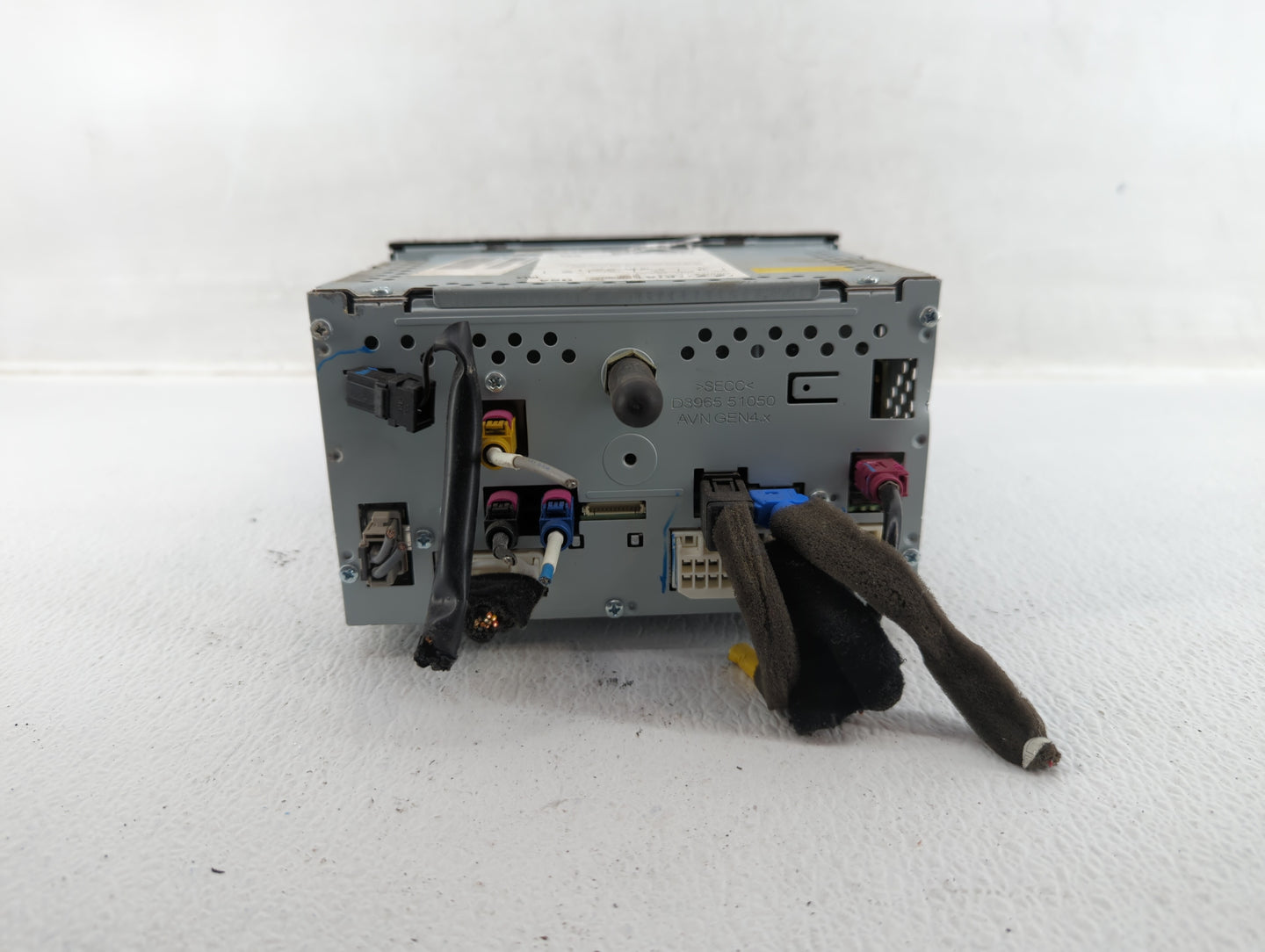 2015-2017 Hyundai Azera Am Fm Cd Player Radio Receiver - Oemusedautoparts1.com