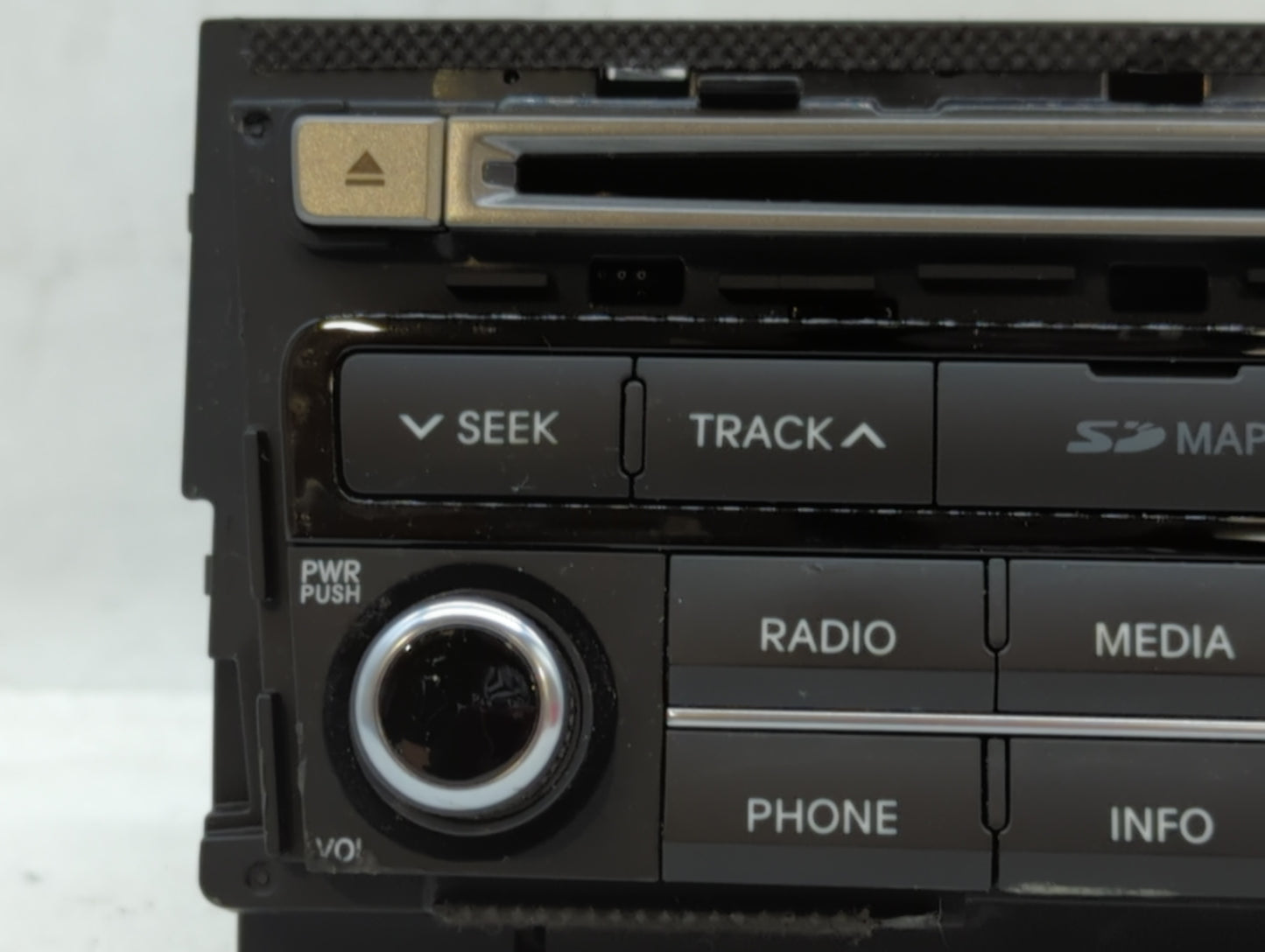 2015-2017 Hyundai Azera Radio AM FM Cd Player Receiver Replacement P/N:96560-3V530VD4 Fits Fits 2015 2016 2017 OEM Used Auto