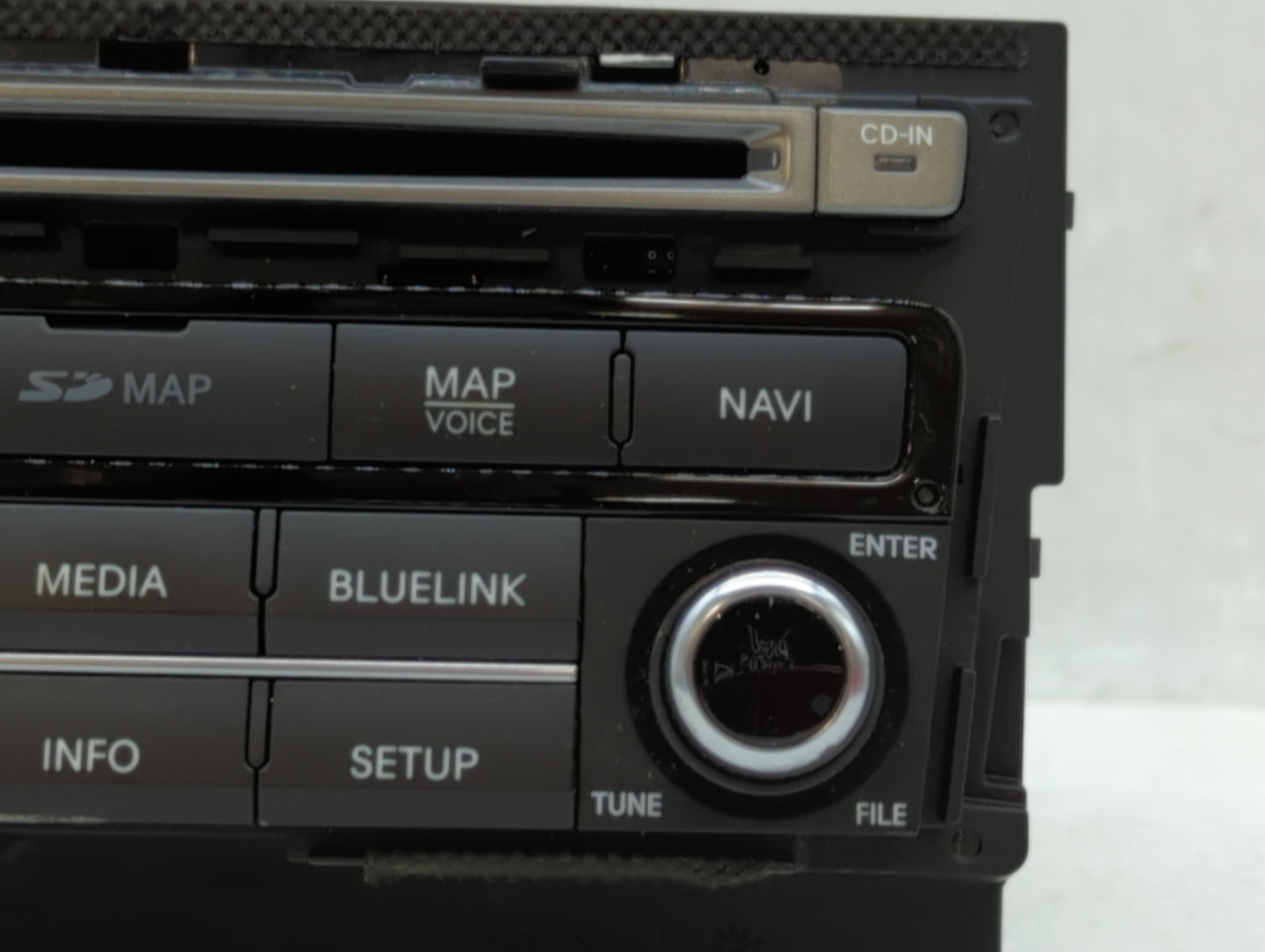 2015-2017 Hyundai Azera Radio AM FM Cd Player Receiver Replacement P/N:96560-3V530VD4 Fits Fits 2015 2016 2017 OEM Used Auto