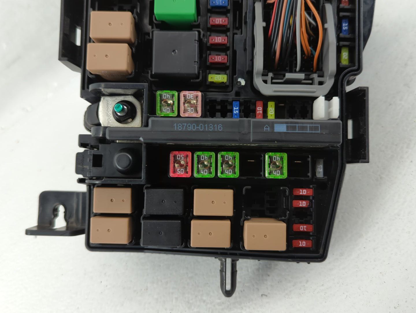 2015-2017 Hyundai Azera Fusebox Fuse Box Panel Relay Module P/N:91223-3V021 Fits Fits 2015 2016 2017 OEM Used Auto Parts - O