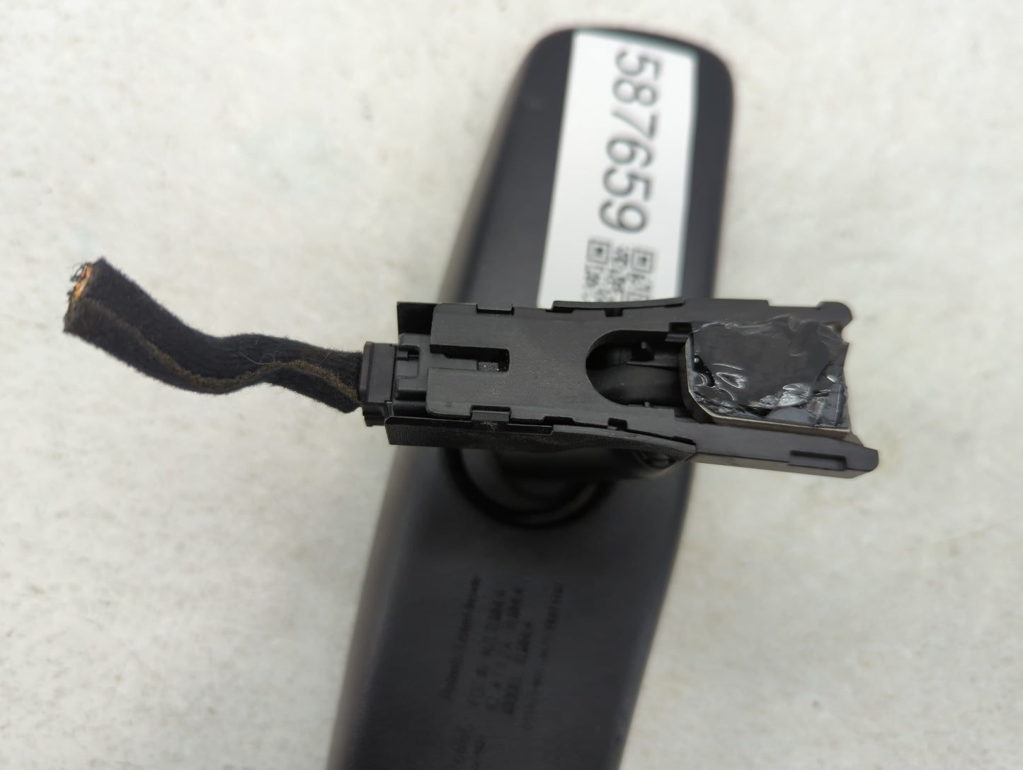 2012-2017 Hyundai Azera Interior Rear View Mirror Replacement OEM P/N:E11026666 Fits OEM Used Auto Parts - Oemusedautoparts1