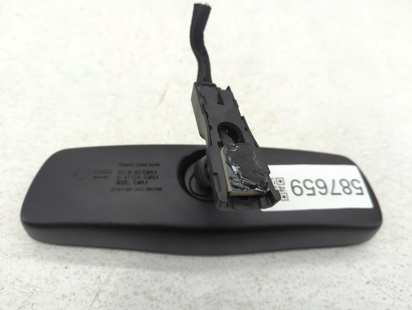 2012-2017 Hyundai Azera Interior Rear View Mirror Replacement OEM P/N:E11026666 Fits OEM Used Auto Parts - Oemusedautoparts1