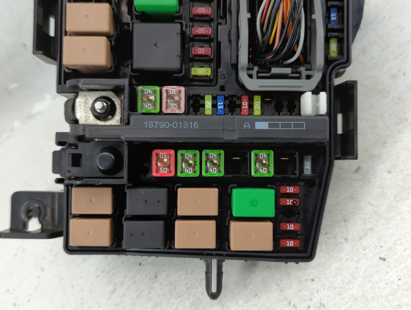 2015-2017 Hyundai Azera Fusebox Fuse Box Panel Relay Module P/N:91223-3V021 Fits Fits 2015 2016 2017 OEM Used Auto Parts - O
