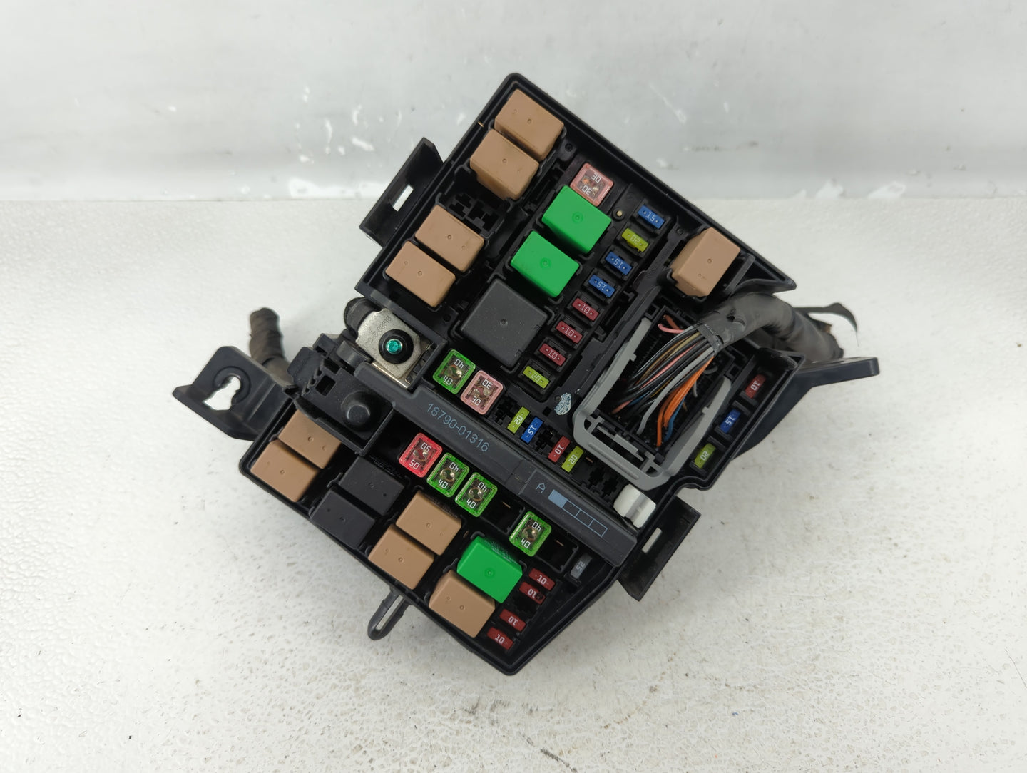 2015-2017 Hyundai Azera Fusebox Fuse Box Panel Relay Module P/N:1506200714 91223-3V020 Fits Fits 2015 2016 2017 OEM Used Aut