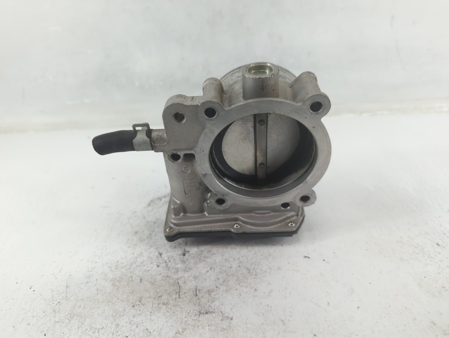2012-2017 Hyundai Azera Throttle Body P/N:5312 6S22 35100-3CAA0 Fits Fits 2012 2013 2014 2015 2016 2017 2018 OEM Used Auto P