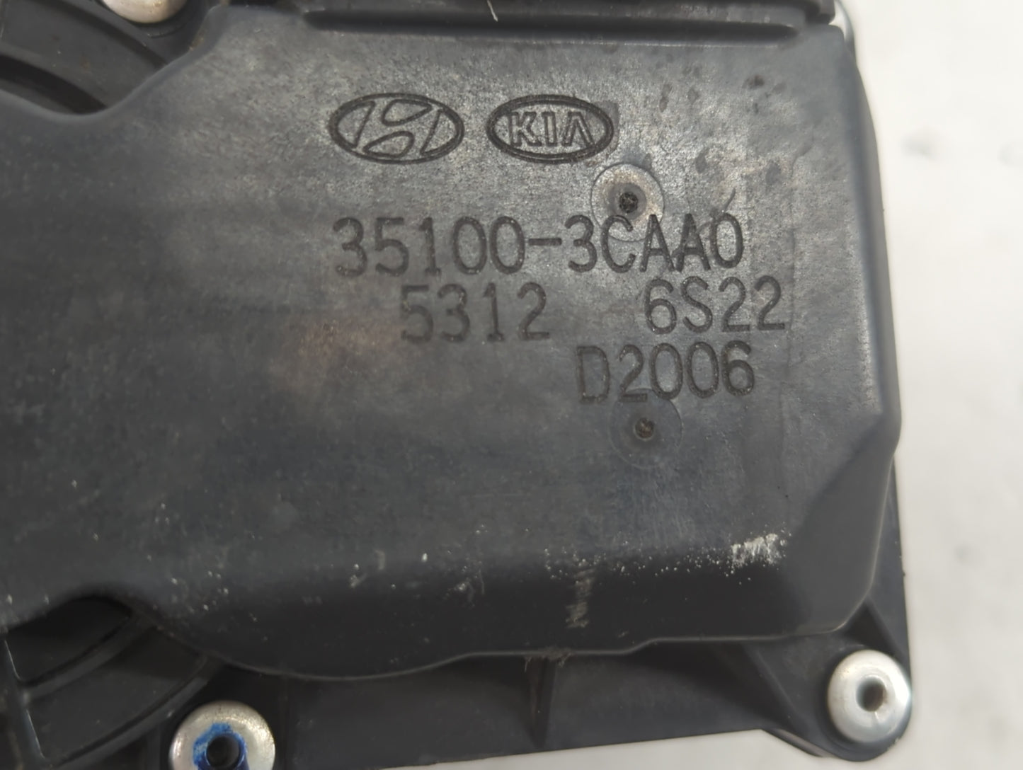 2012-2017 Hyundai Azera Throttle Body P/N:5312 6S22 35100-3CAA0 Fits Fits 2012 2013 2014 2015 2016 2017 2018 OEM Used Auto P