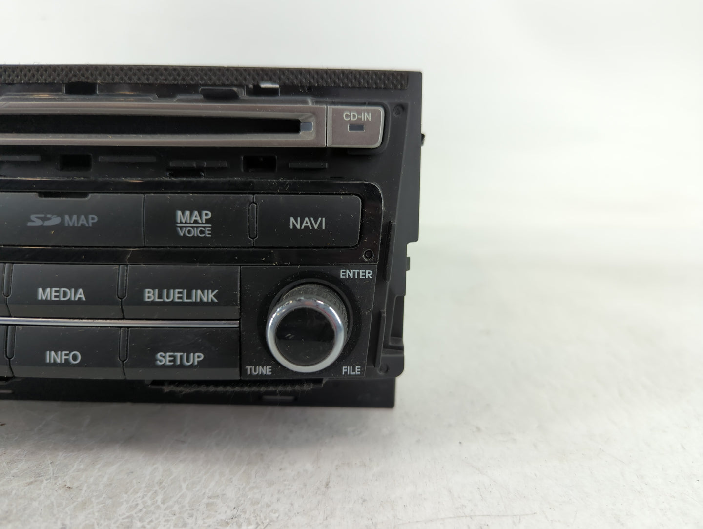 2015-2017 Hyundai Azera Am Fm Cd Player Radio Receiver - Oemusedautoparts1.com
