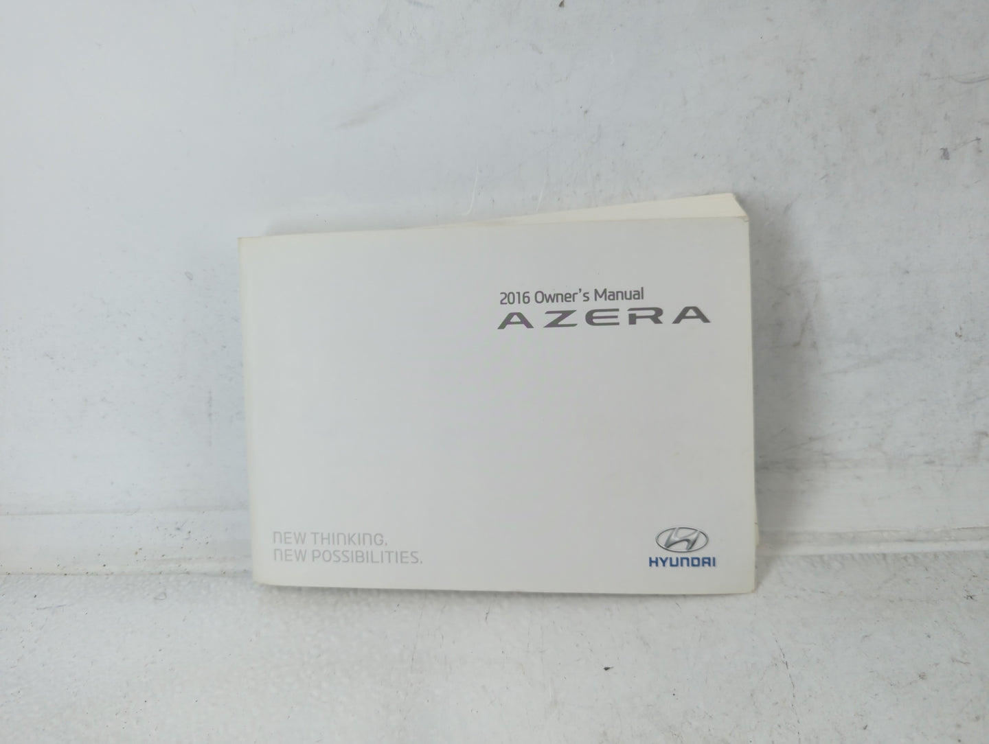 2016 Hyundai Azera Owners Manual Book Guide P/N:G3V0-EU590 OEM Used Auto Parts - Oemusedautoparts1.com