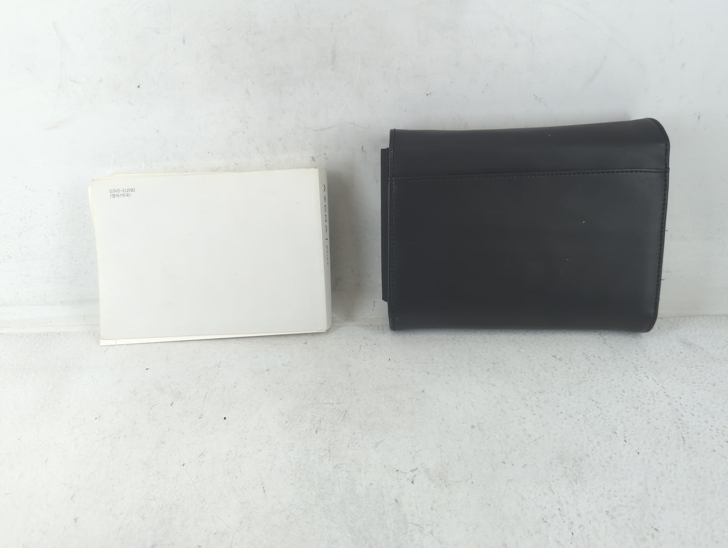 2016 Hyundai Azera Owners Manual Book Guide P/N:G3V0-EU590 OEM Used Auto Parts - Oemusedautoparts1.com