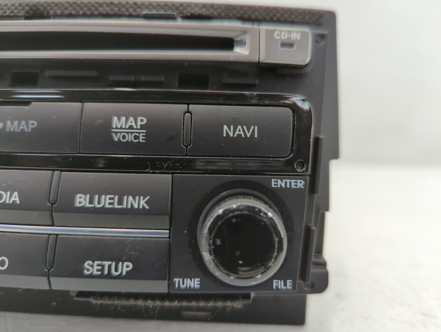2015-2017 Hyundai Azera Radio AM FM Cd Player Receiver Replacement P/N:96560-3V531VD4 Fits Fits 2015 2016 2017 OEM Used Auto