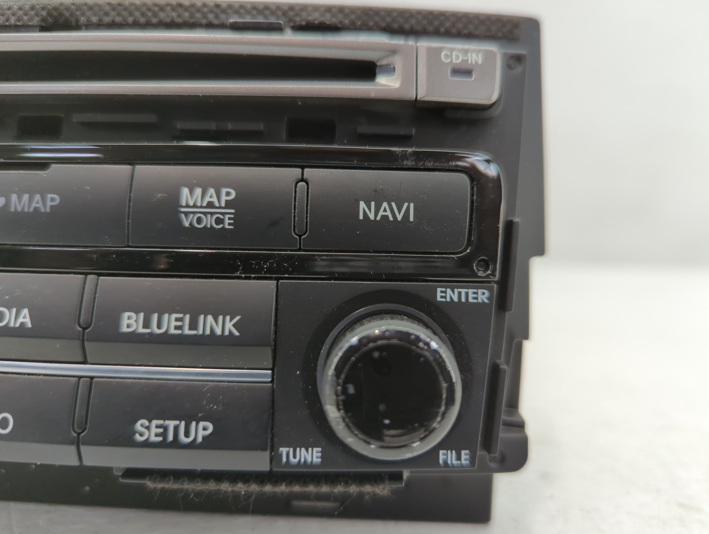 2015-2017 Hyundai Azera Radio AM FM Cd Player Receiver Replacement P/N:96560-3V531VD4 Fits Fits 2015 2016 2017 OEM Used Auto