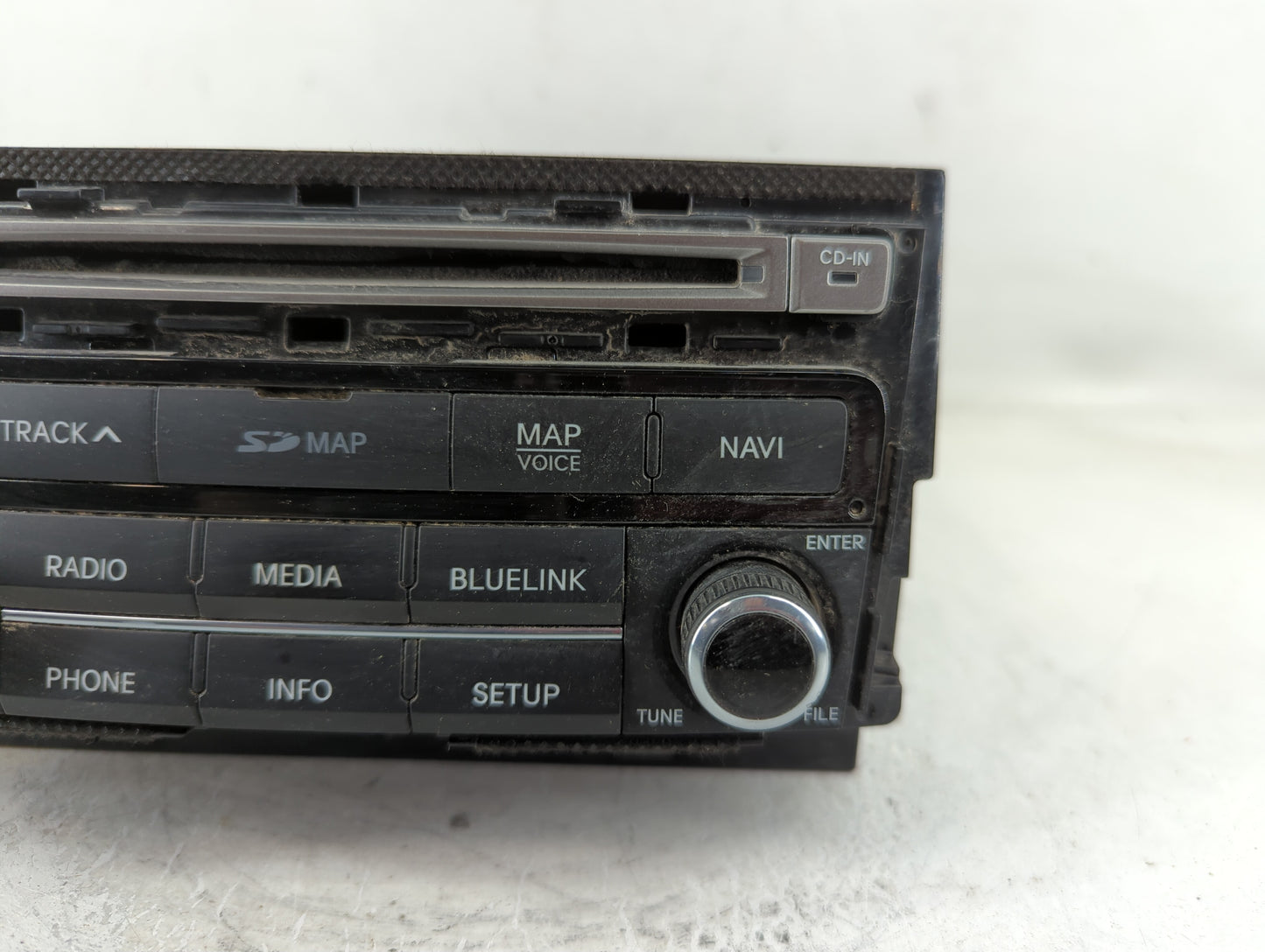 2015-2017 Hyundai Azera Radio AM FM Cd Player Receiver Replacement P/N:96560-3V530VD4 Fits Fits 2015 2016 2017 OEM Used Auto