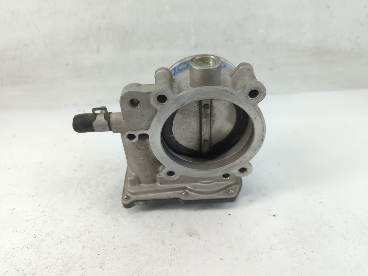 2012-2017 Hyundai Azera Throttle Body P/N:35100-3CAA0 Fits Fits 2012 2013 2014 2015 2016 2017 2018 OEM Used Auto Parts - Oem