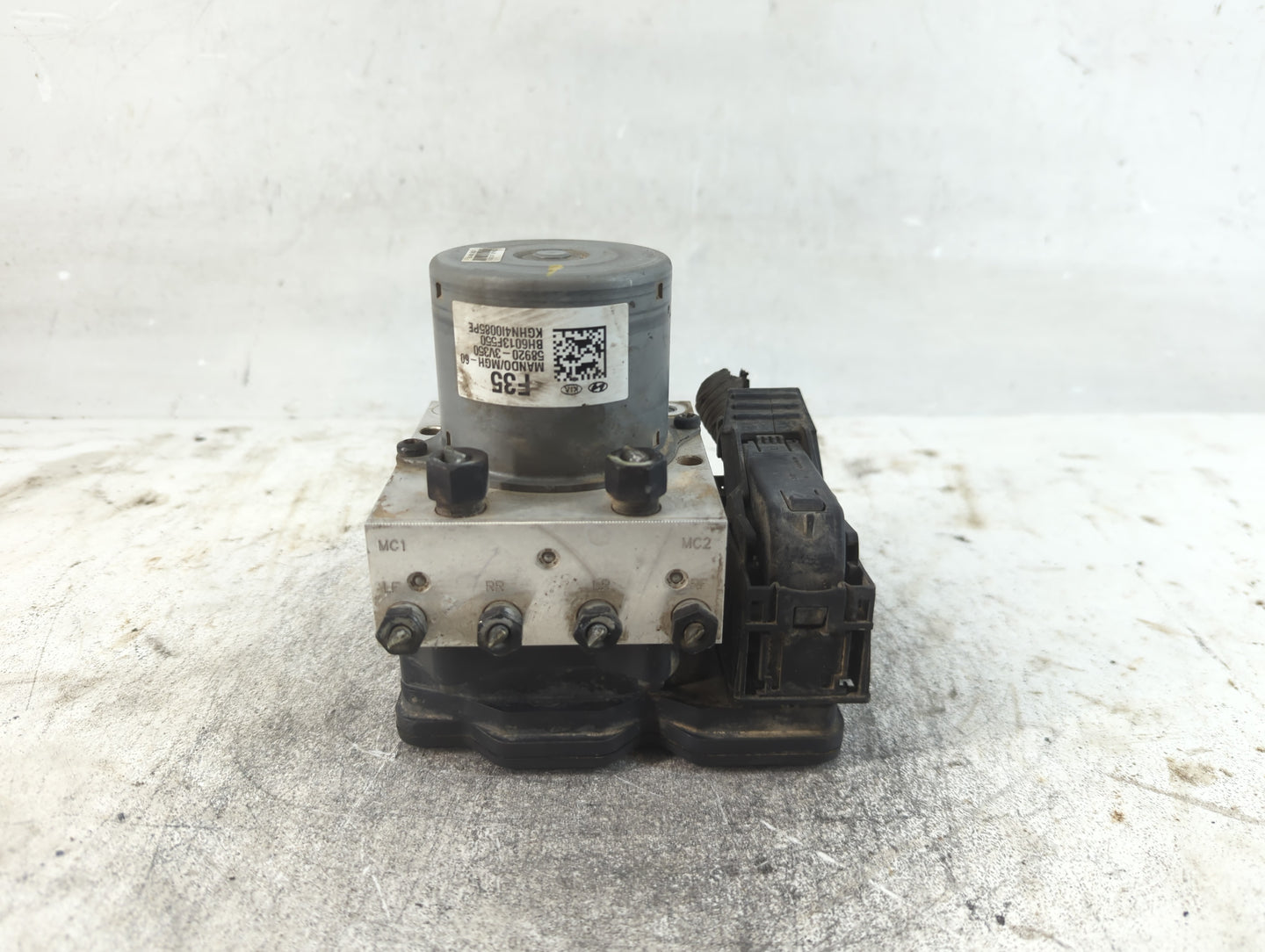 2016-2017 Hyundai Azera ABS Pump Control Module Replacement P/N:58920-3V350 Fits Fits 2016 2017 OEM Used Auto Parts - Oemuse