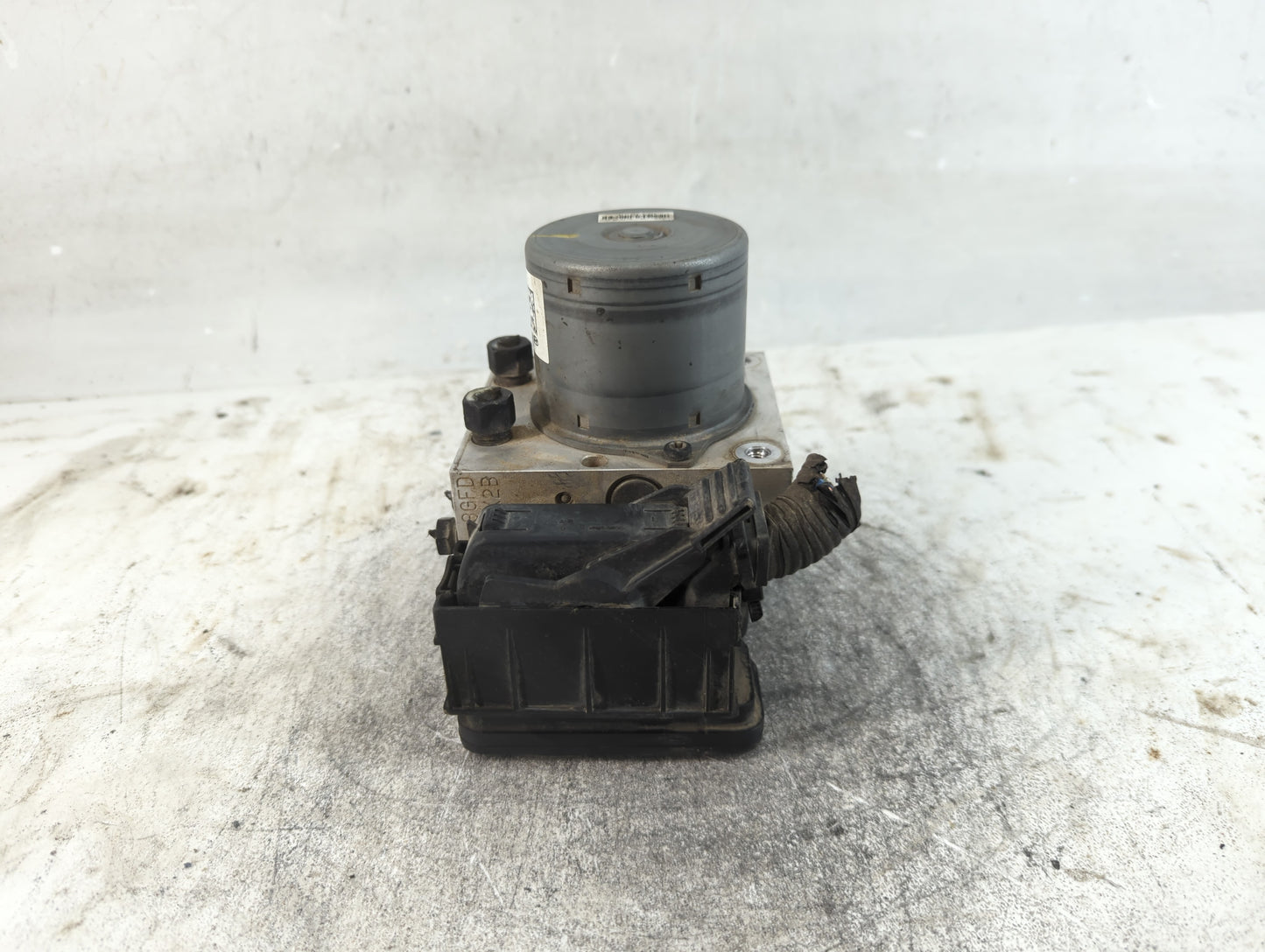 2016-2017 Hyundai Azera ABS Pump Control Module Replacement P/N:58920-3V350 Fits Fits 2016 2017 OEM Used Auto Parts - Oemuse