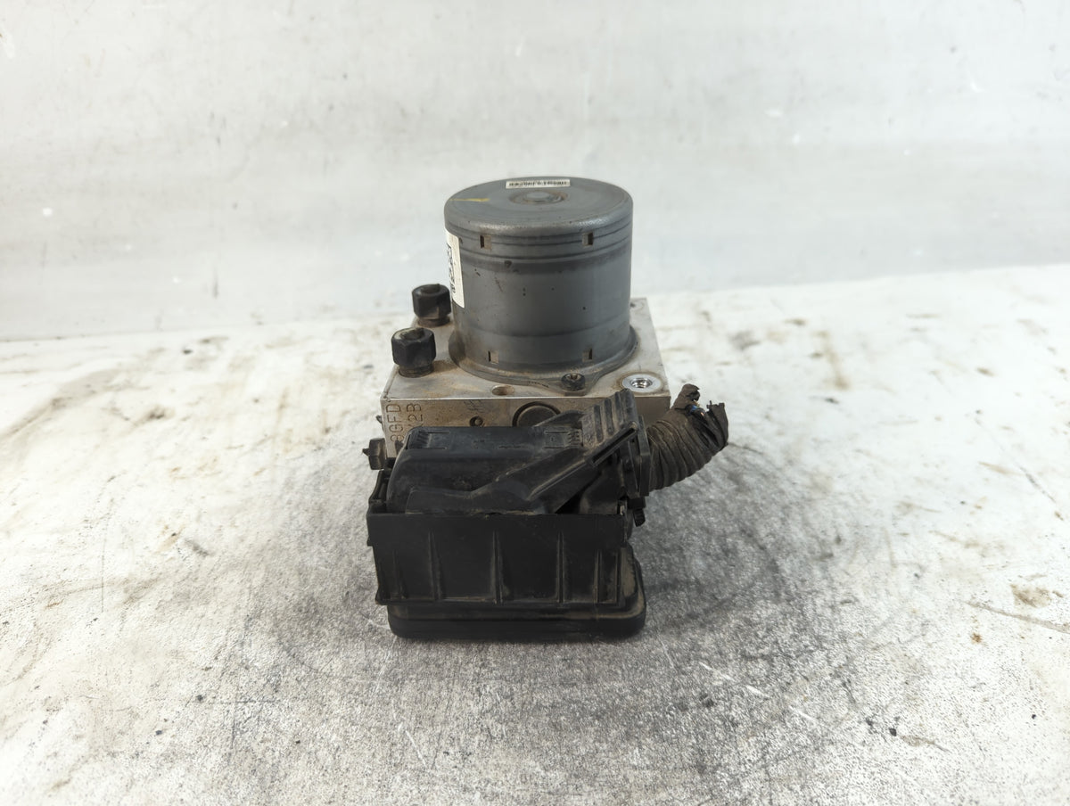 2016-2017 Hyundai Azera Anti-Lock Brake ABS Pump Module Actuator OEM P/N:58920-3V350 Fits Fits 2016 2017 OEM Used Auto Parts
