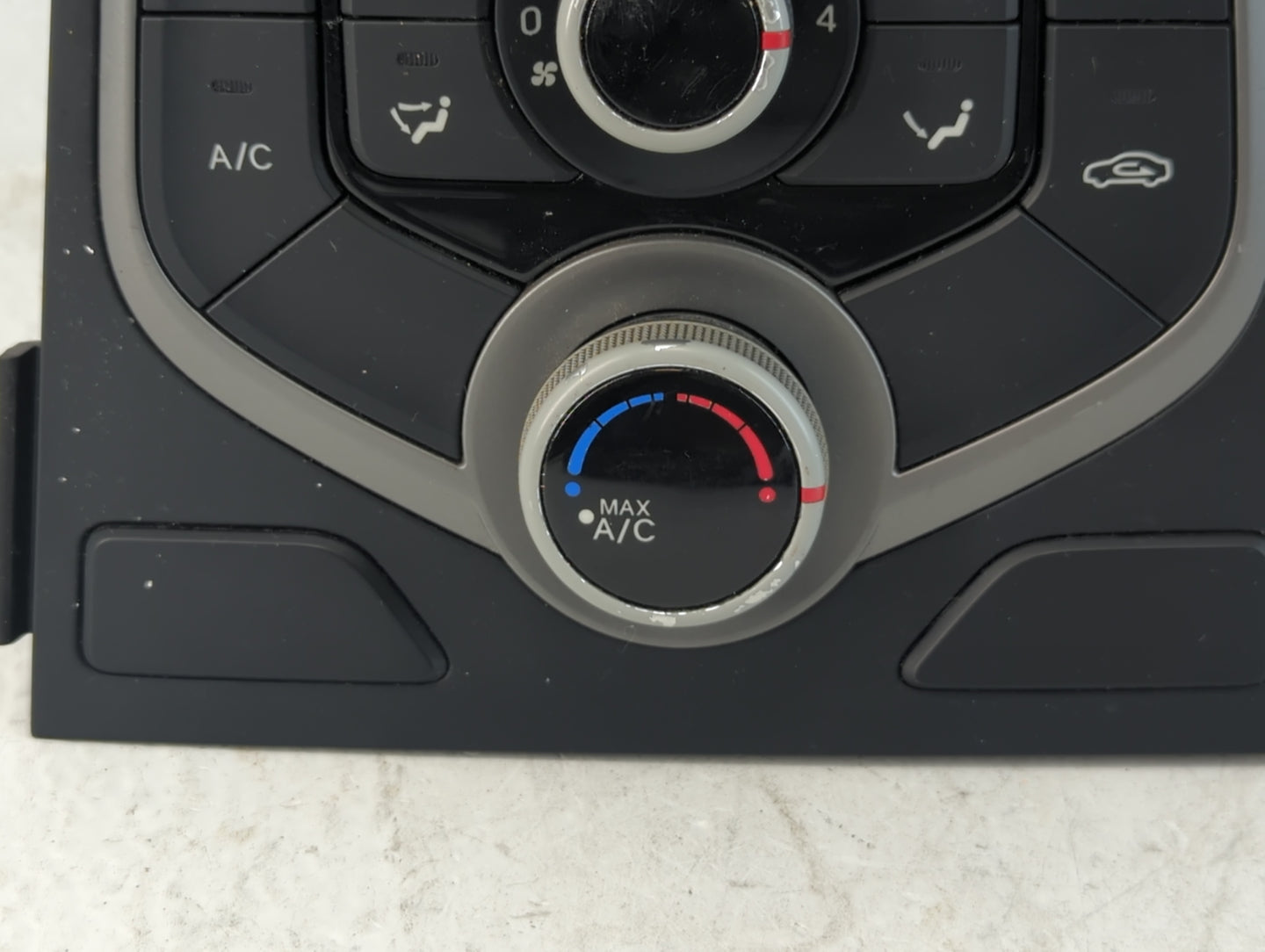 2014-2016 Hyundai Elantra Climate Control Module Temperature AC/Heater Replacement P/N:97250-3XCC1 Fits Fits 2014 2015 2016 