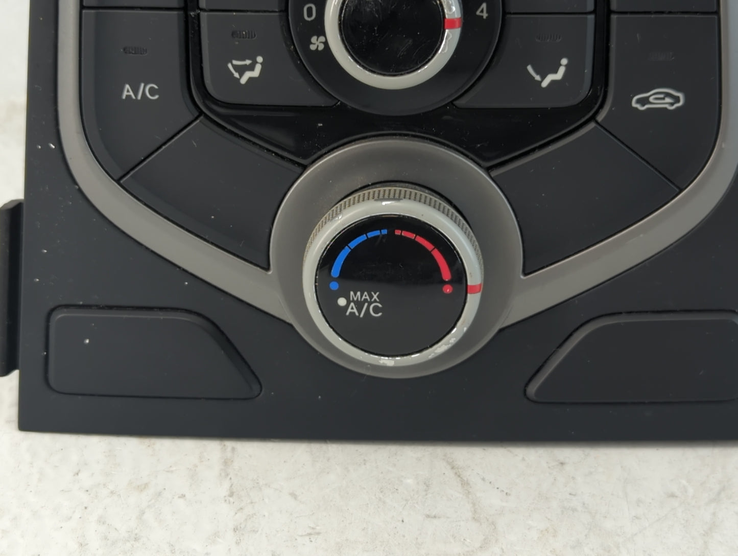 2014-2016 Hyundai Elantra Climate Control Module Temperature AC/Heater Replacement P/N:97250-3XCC1 Fits Fits 2014 2015 2016 
