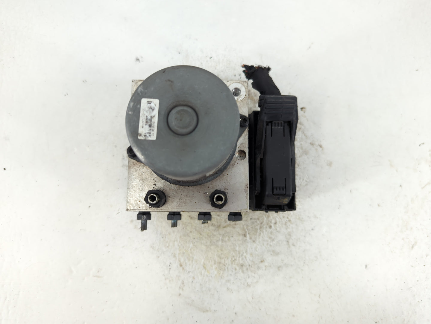 2014-2016 Hyundai Elantra ABS Pump Control Module Replacement P/N:58920-3X630 Fits Fits 2014 2015 2016 OEM Used Auto Parts -