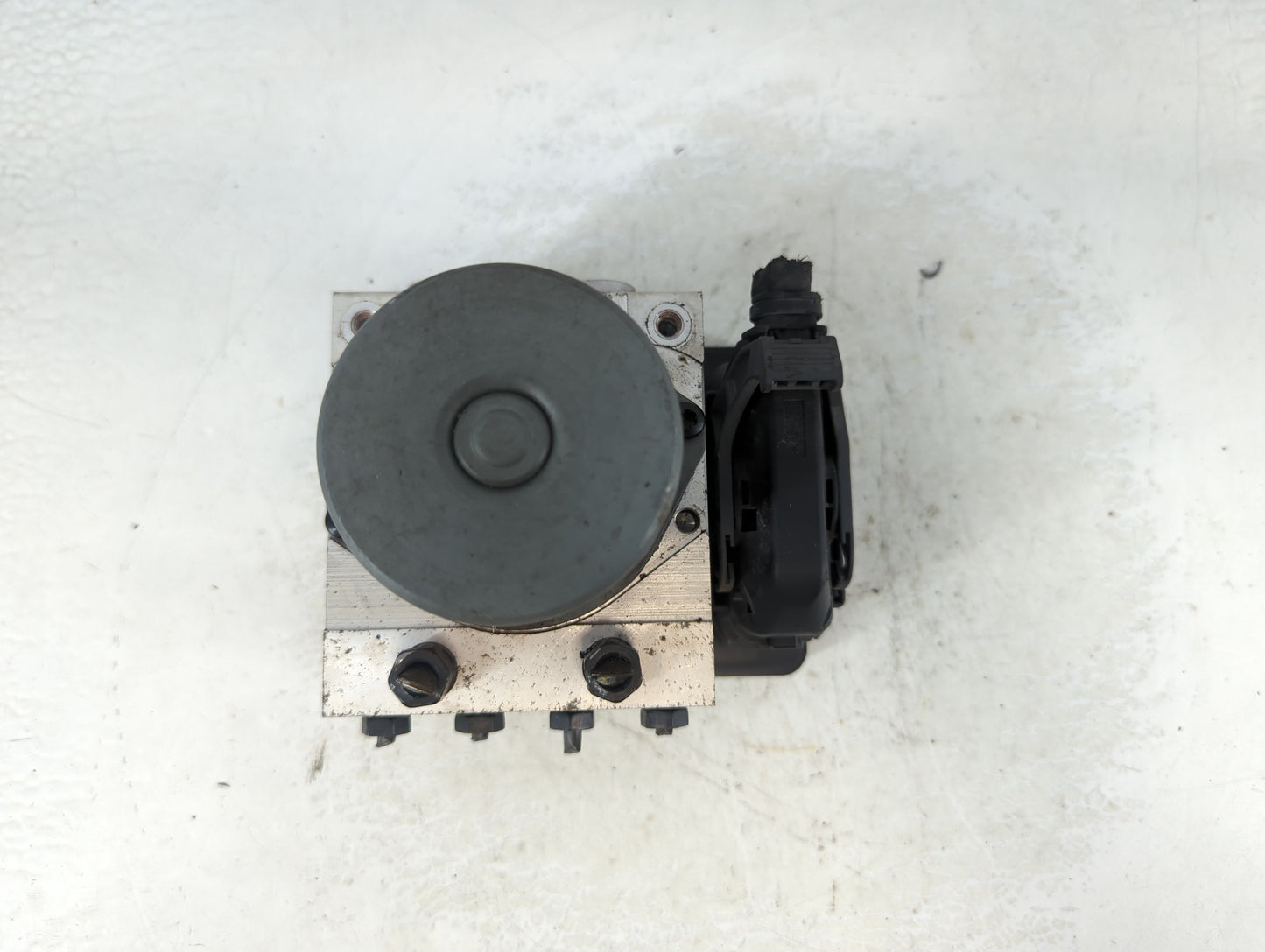 2016-2017 Hyundai Elantra ABS Pump Control Module Replacement P/N:58920-A5230 A5589-20800 Fits Fits 2016 2017 OEM Used Auto 