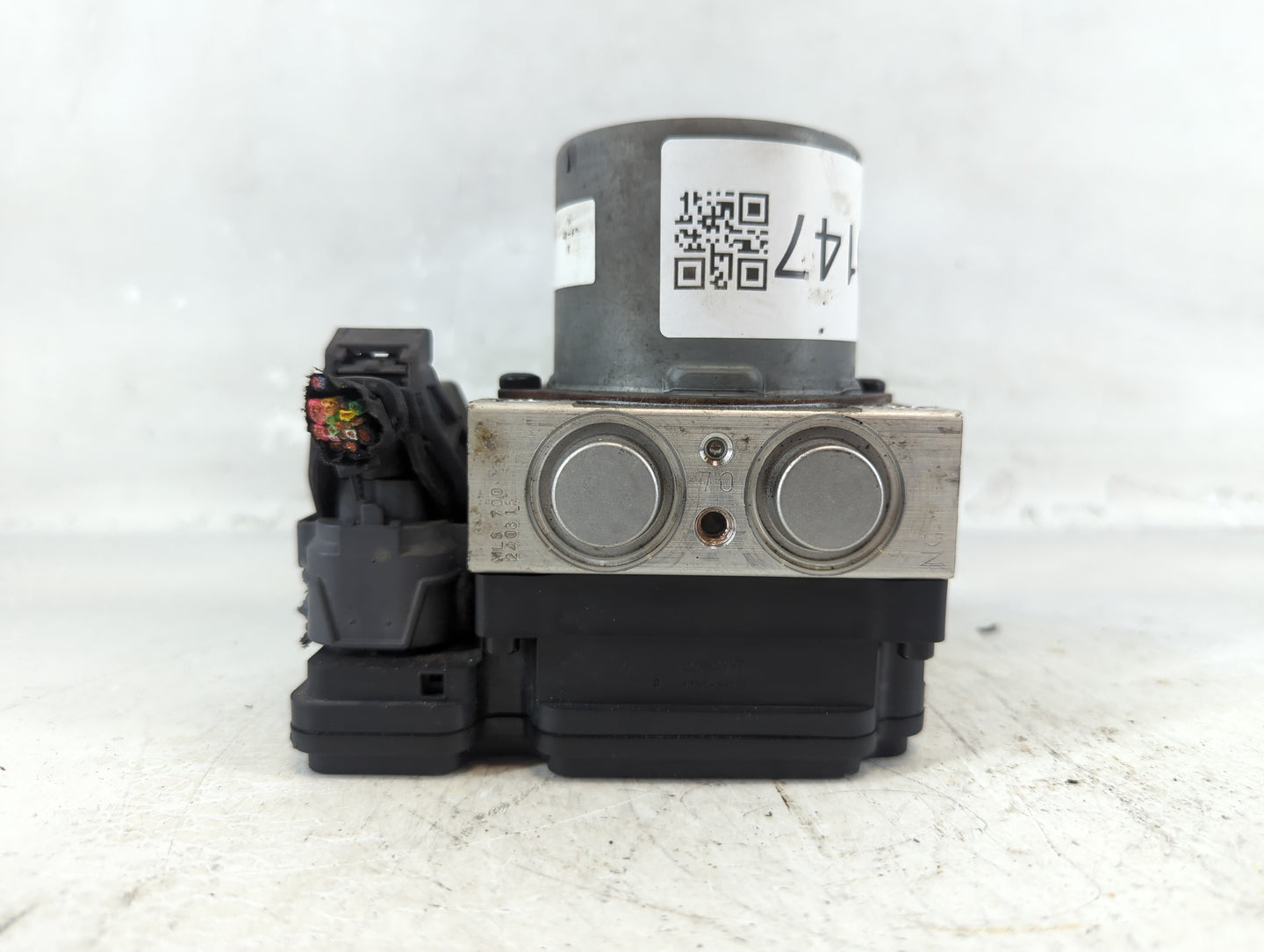 2016-2017 Hyundai Elantra ABS Pump Control Module Replacement P/N:58920-A5230 A5589-20800 Fits Fits 2016 2017 OEM Used Auto 