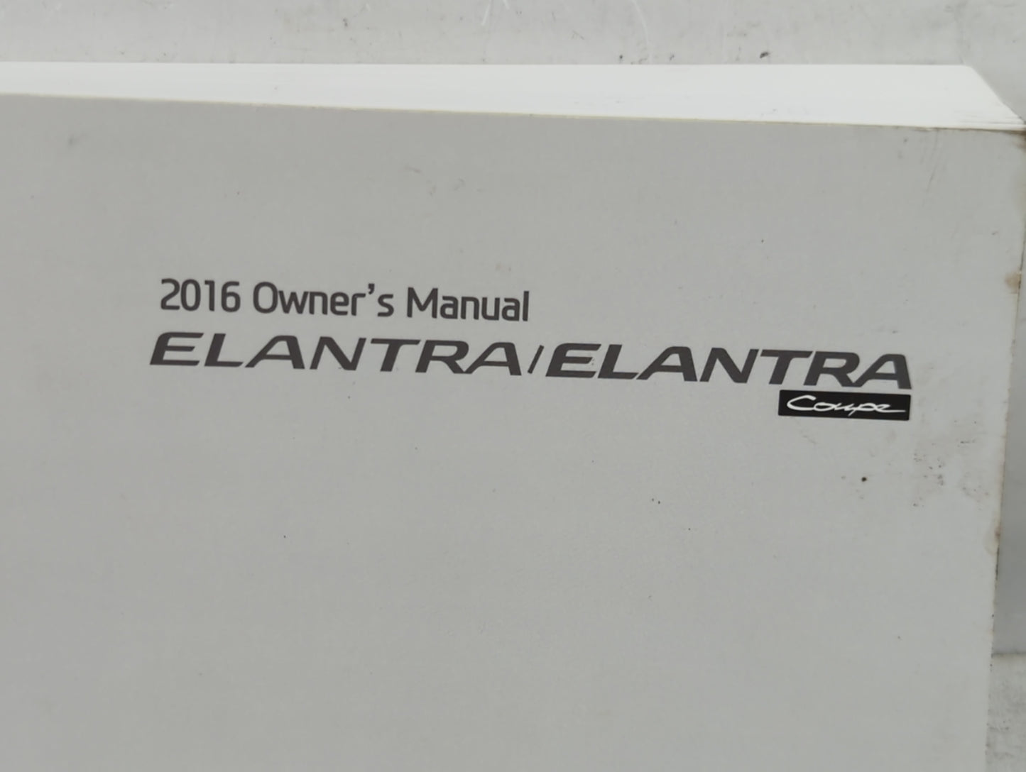 2016 Hyundai Elantra Owners Manual Book Guide P/N:G3XO-EU55D OEM Used Auto Parts - Oemusedautoparts1.com
