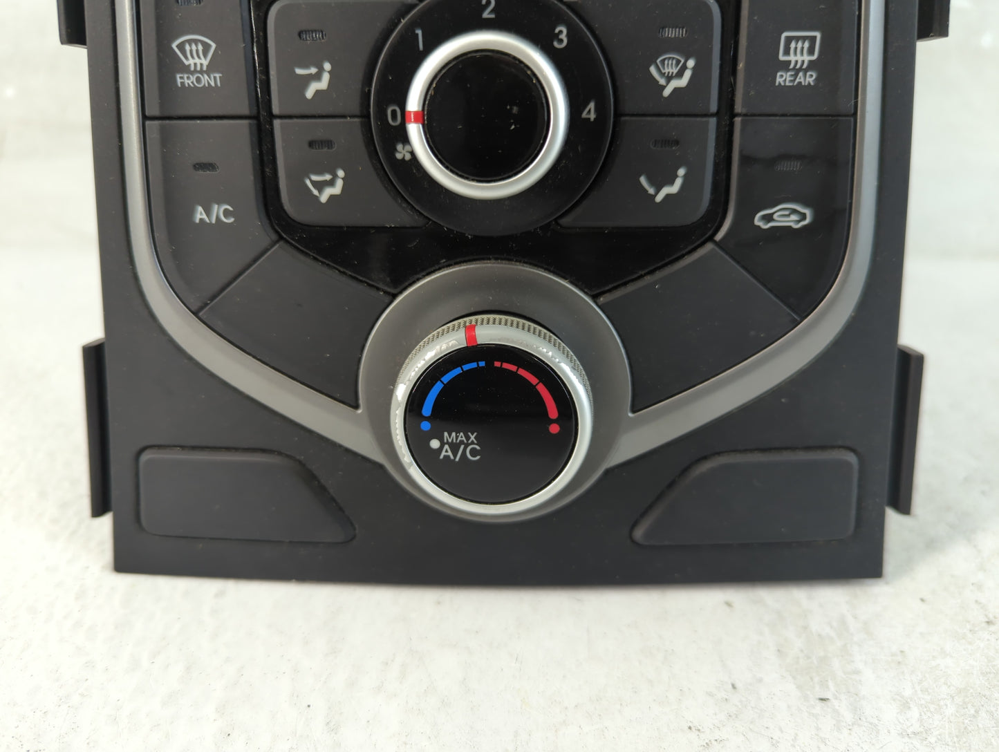 2014-2016 Hyundai Elantra Climate Control Module Temperature AC/Heater Replacement P/N:97250-3XCC1 Fits Fits 2014 2015 2016 