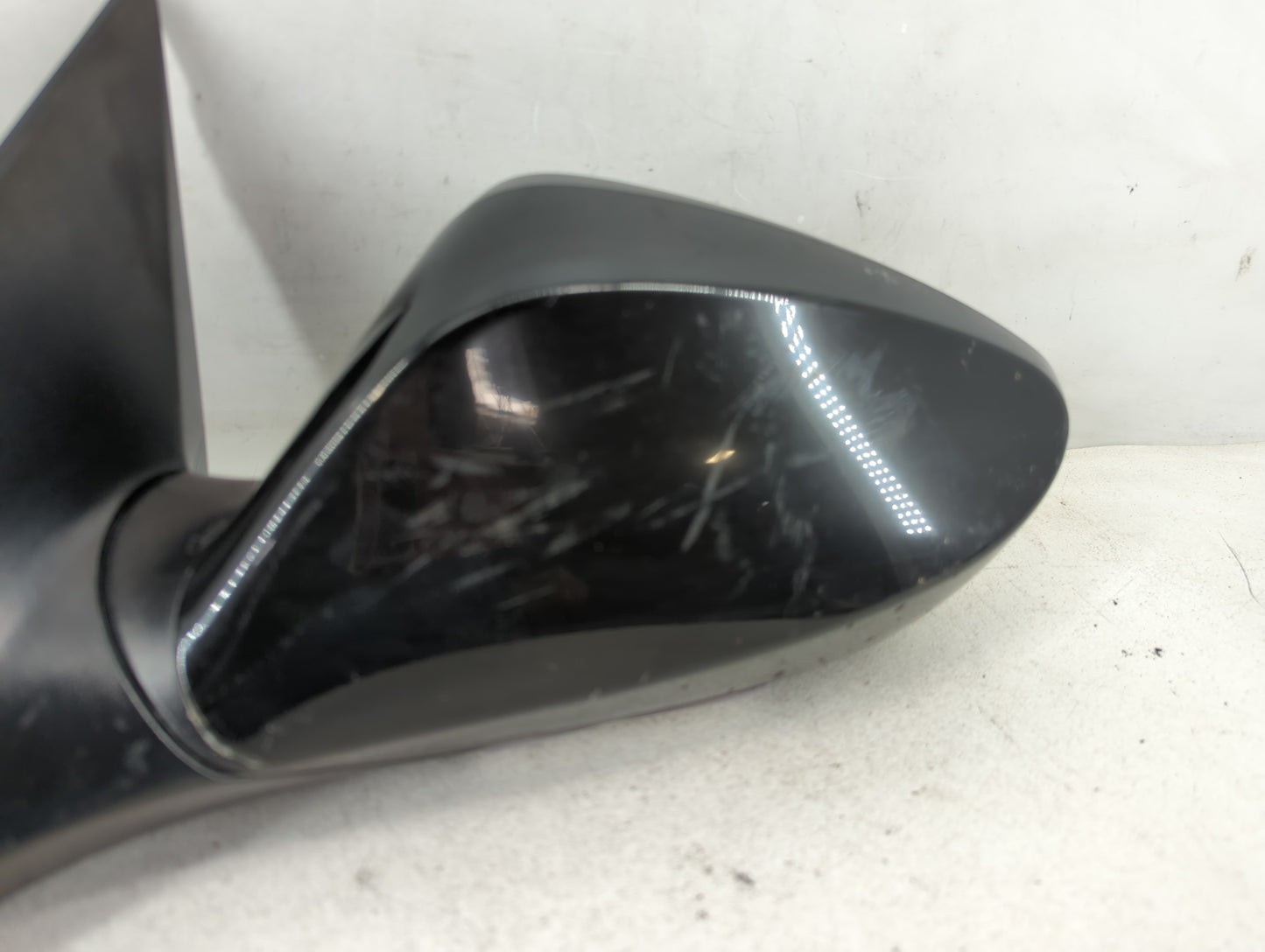 2014-2016 Hyundai Elantra Driver Side View Mirror - Left Door Mirror OEM Used - Oemusedautoparts1.com