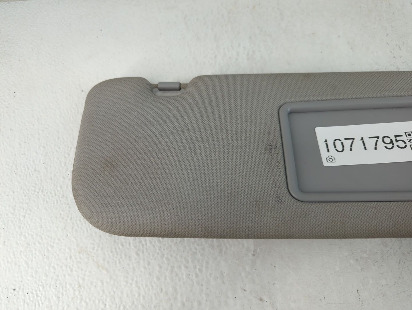 2014-2016 Hyundai Elantra Sun Visor Shade Replacement Passenger Right Mirror Fits Fits 2014 2015 2016 OEM Used Auto Parts - 