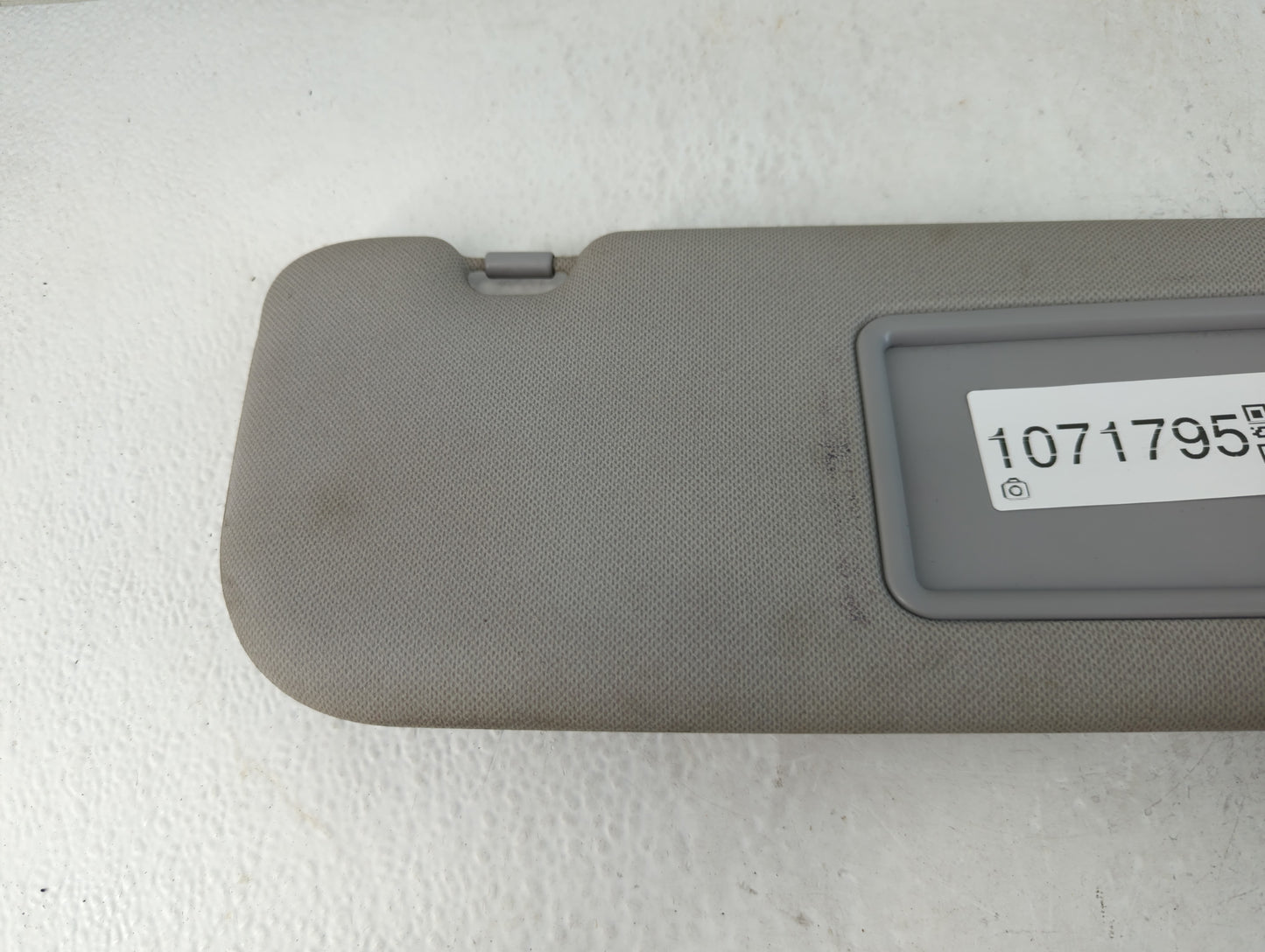 2014-2016 Hyundai Elantra Sun Visor Shade Replacement Passenger Right Mirror Fits Fits 2014 2015 2016 OEM Used Auto Parts - 