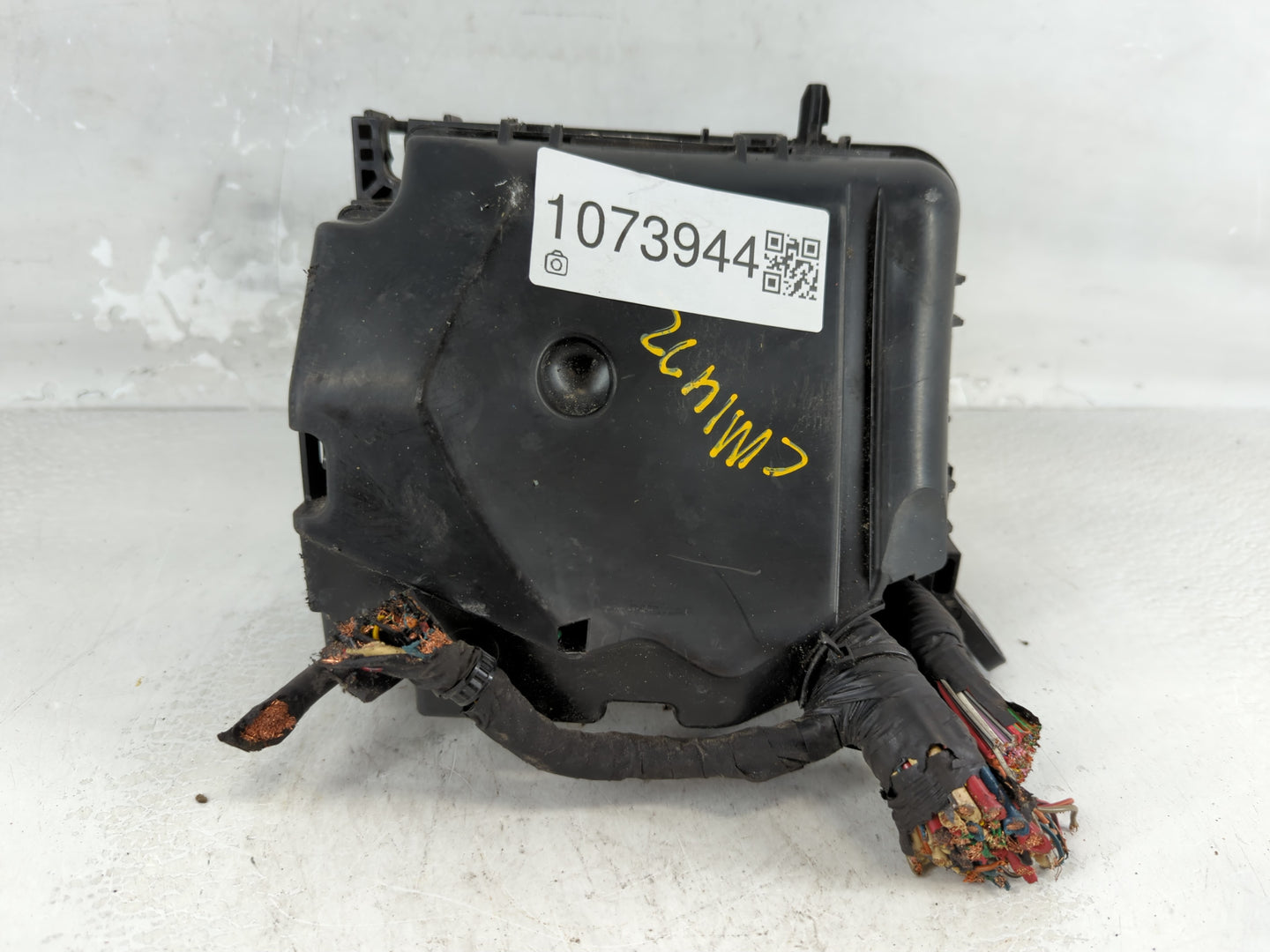 2014-2016 Hyundai Elantra Fusebox Fuse Box Panel Relay Module P/N:91265 3X020A 91951-3X710 Fits Fits 2014 2015 2016 OEM Used