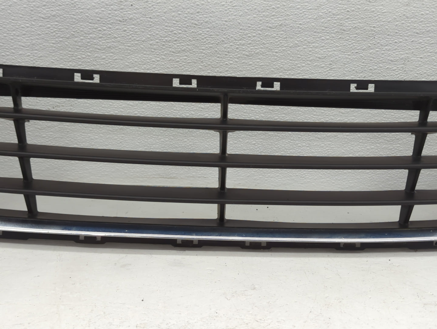 Hyundai Elantra Front Grille Bumper Not Included - Oemusedautoparts1.com