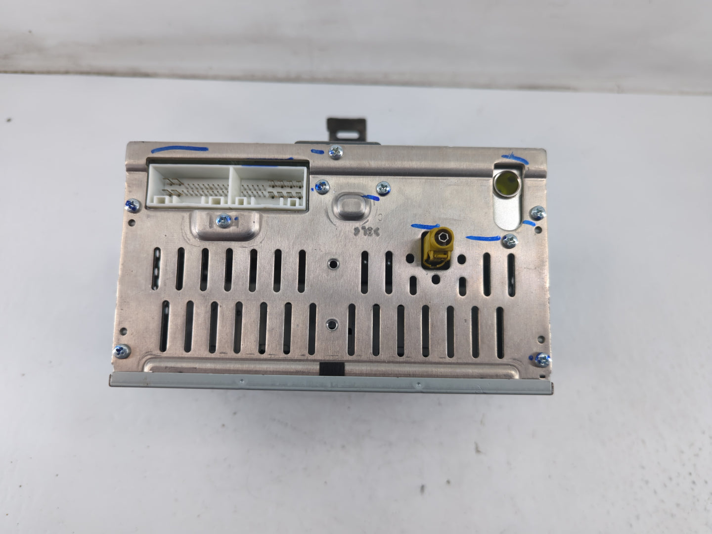 2014-2016 Hyundai Elantra Radio AM FM Cd Player Receiver Replacement P/N:96170-3X156GU Fits Fits 2014 2015 2016 OEM Used Aut