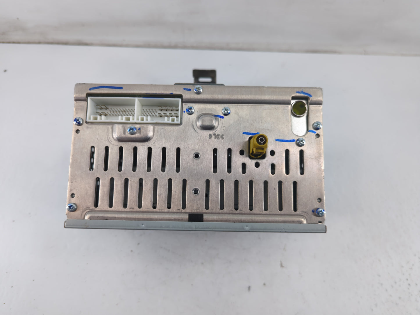 2014-2016 Hyundai Elantra Radio AM FM Cd Player Receiver Replacement P/N:96170-3X156GU Fits Fits 2014 2015 2016 OEM Used Aut