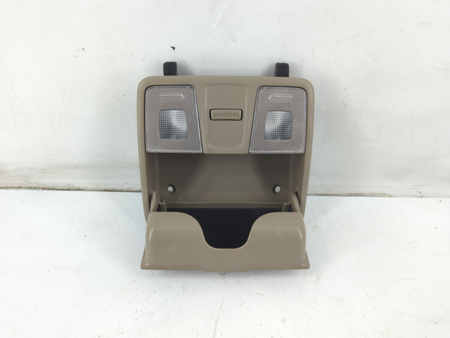 2016 Hyundai Elantra Overhead Roof Console - Oemusedautoparts1.com