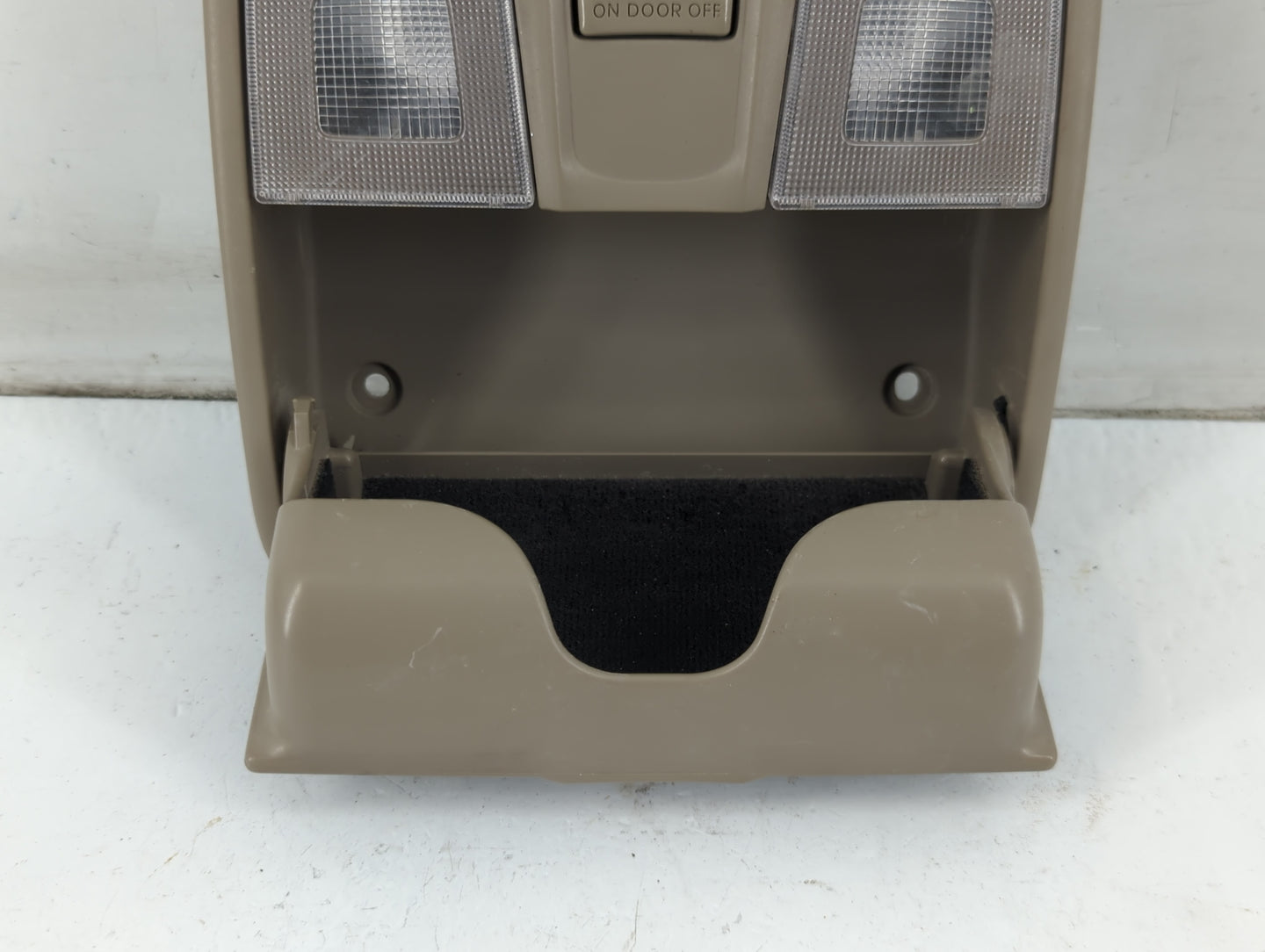 2016 Hyundai Elantra Overhead Roof Console - Oemusedautoparts1.com