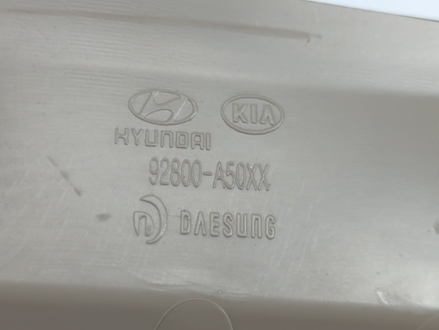 2016 Hyundai Elantra Overhead Roof Console - Oemusedautoparts1.com