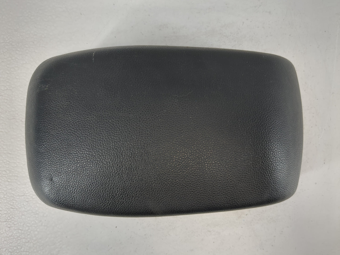 2014-2017 Hyundai Elantra Center Console Armrest Cover Lid Fits Fits 2014 2015 2016 2017 OEM Used Auto Parts - Oemusedautopa
