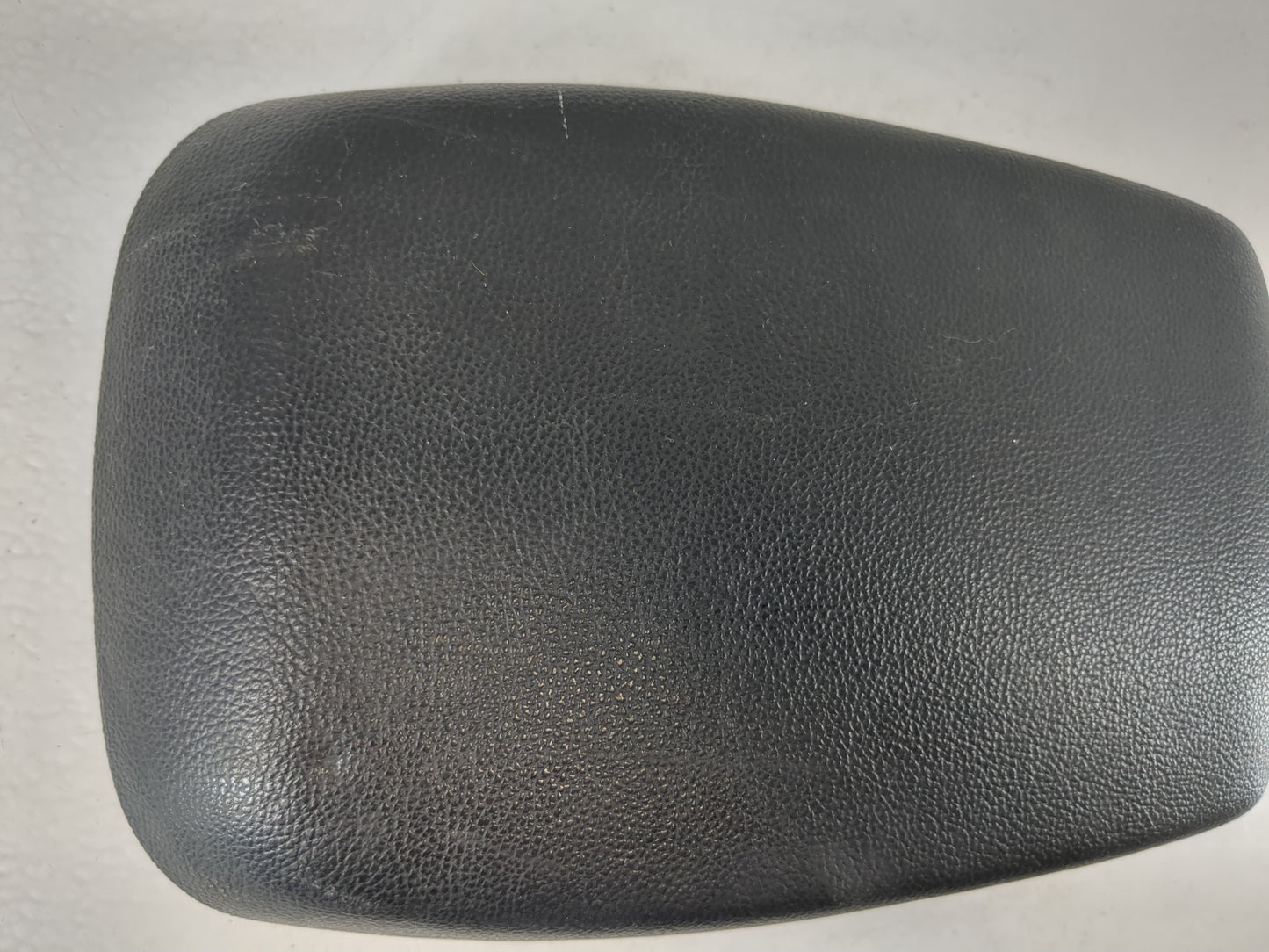 2014-2017 Hyundai Elantra Center Console Armrest Cover Lid Fits Fits 2014 2015 2016 2017 OEM Used Auto Parts - Oemusedautopa