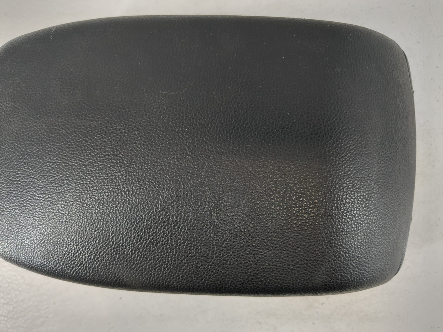 2014-2017 Hyundai Elantra Center Console Armrest Cover Lid Fits Fits 2014 2015 2016 2017 OEM Used Auto Parts - Oemusedautopa