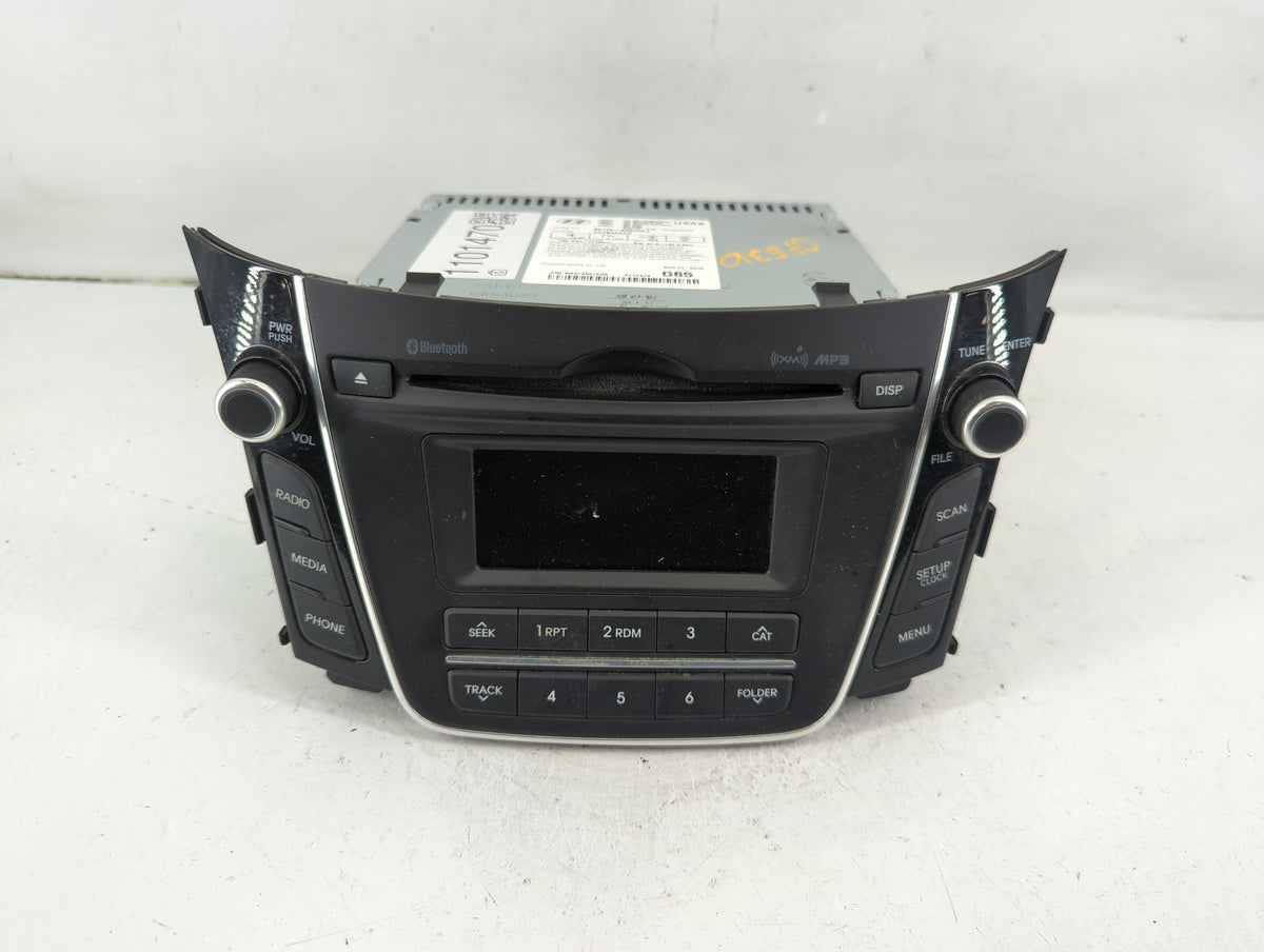 2016-2017 Hyundai Elantra Radio AM FM Cd Player Receiver Replacement P/N:96170-A5260GU Fits 2016 2017 OEM Used Auto Parts - 