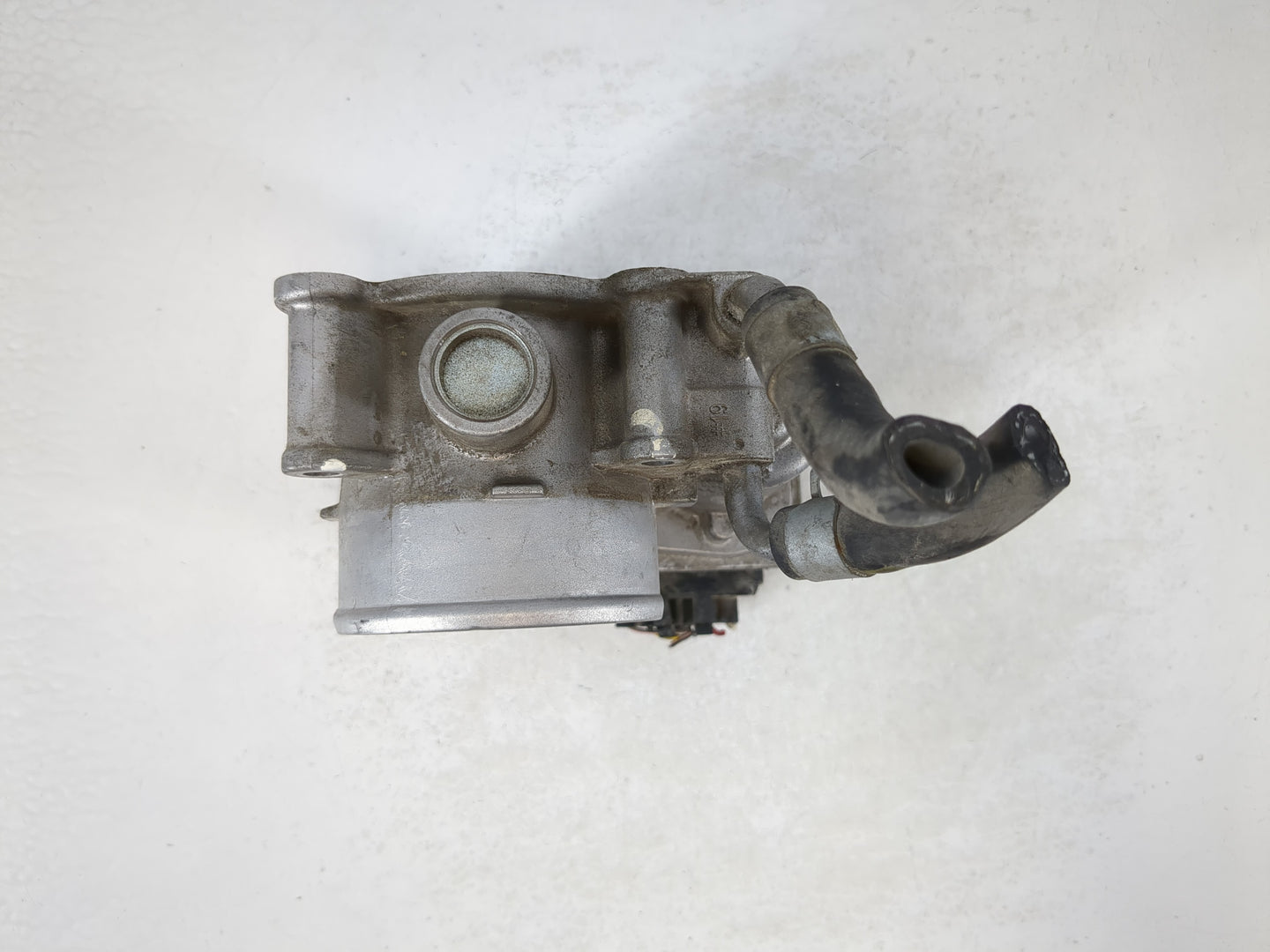 2011-2020 Hyundai Elantra Throttle Body P/N:35100 2E000 Fits Fits 2011 2012 2013 2014 2015 2016 2017 2018 2019 2020 2021 OEM