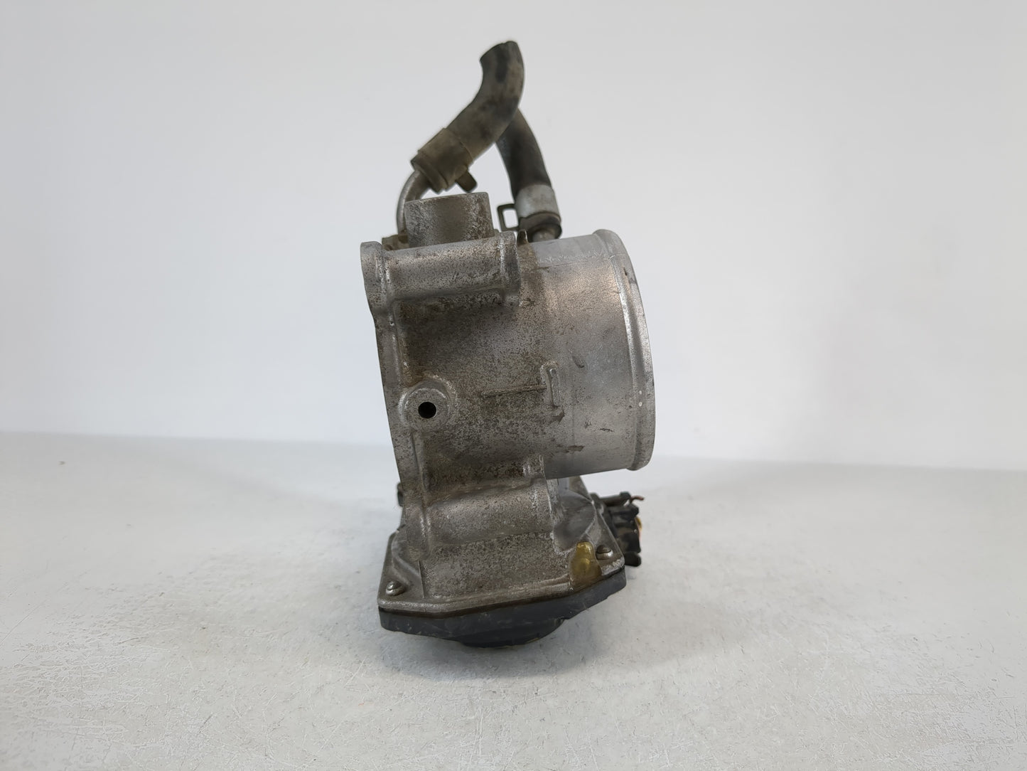 2011-2020 Hyundai Elantra Throttle Body P/N:35100 2E000 Fits Fits 2011 2012 2013 2014 2015 2016 2017 2018 2019 2020 2021 OEM