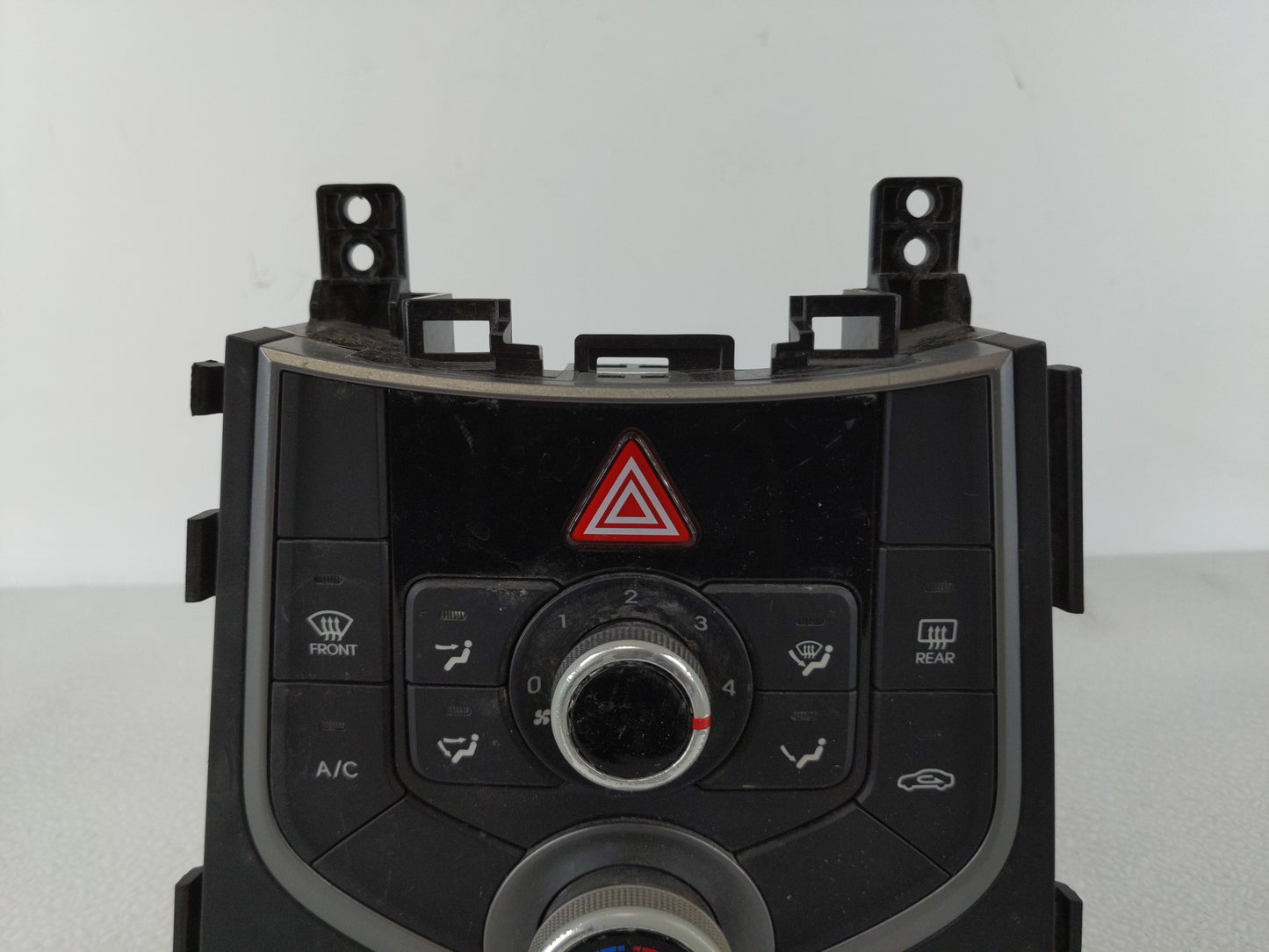 2013-2017 Hyundai Elantra Climate Control Module Temperature AC/Heater Replacement P/N:97250-3XCD1 Fits OEM Used Auto Parts 