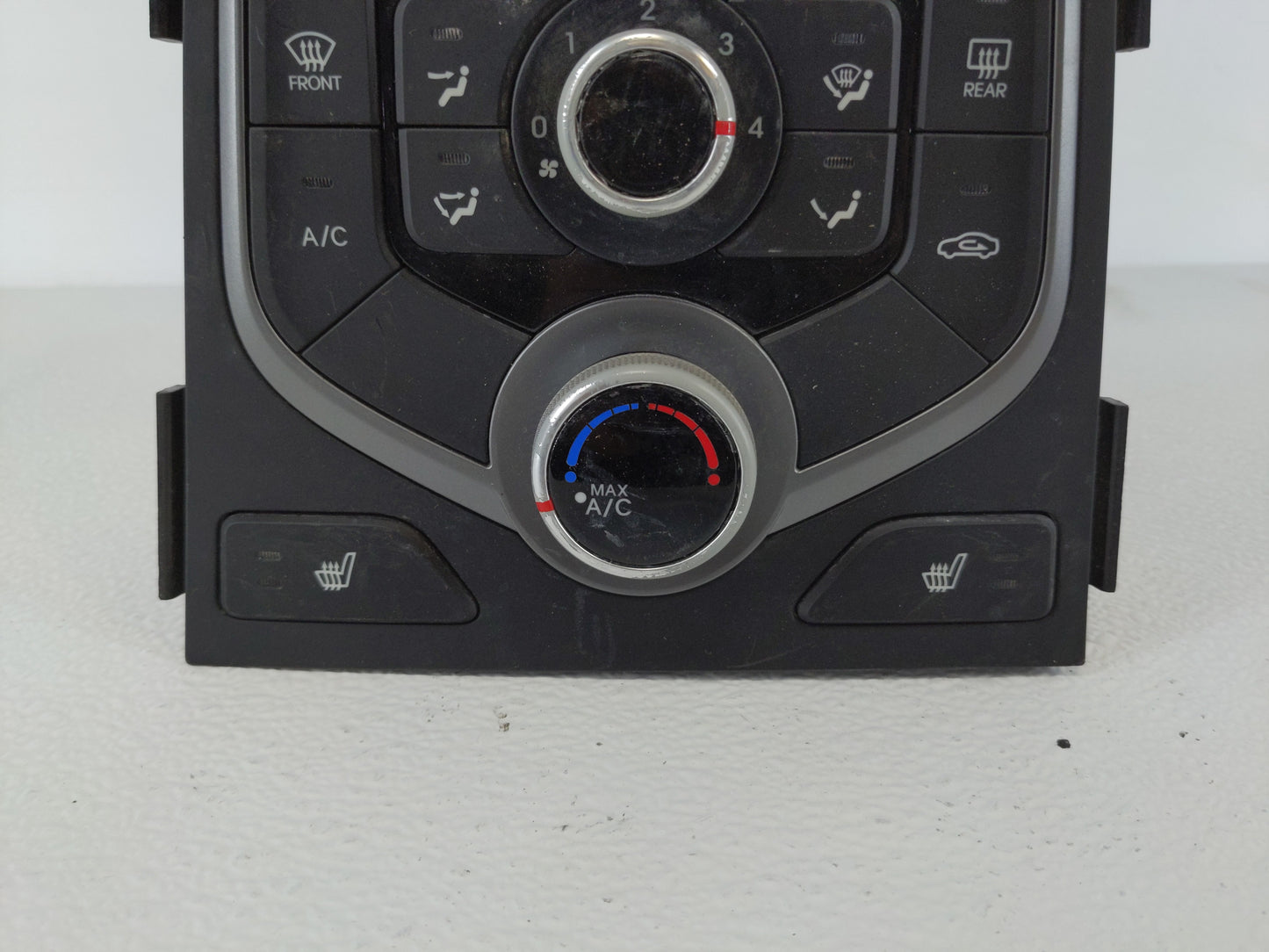 2013-2017 Hyundai Elantra Climate Control Module Temperature AC/Heater Replacement P/N:97250-3XCD1 Fits OEM Used Auto Parts 